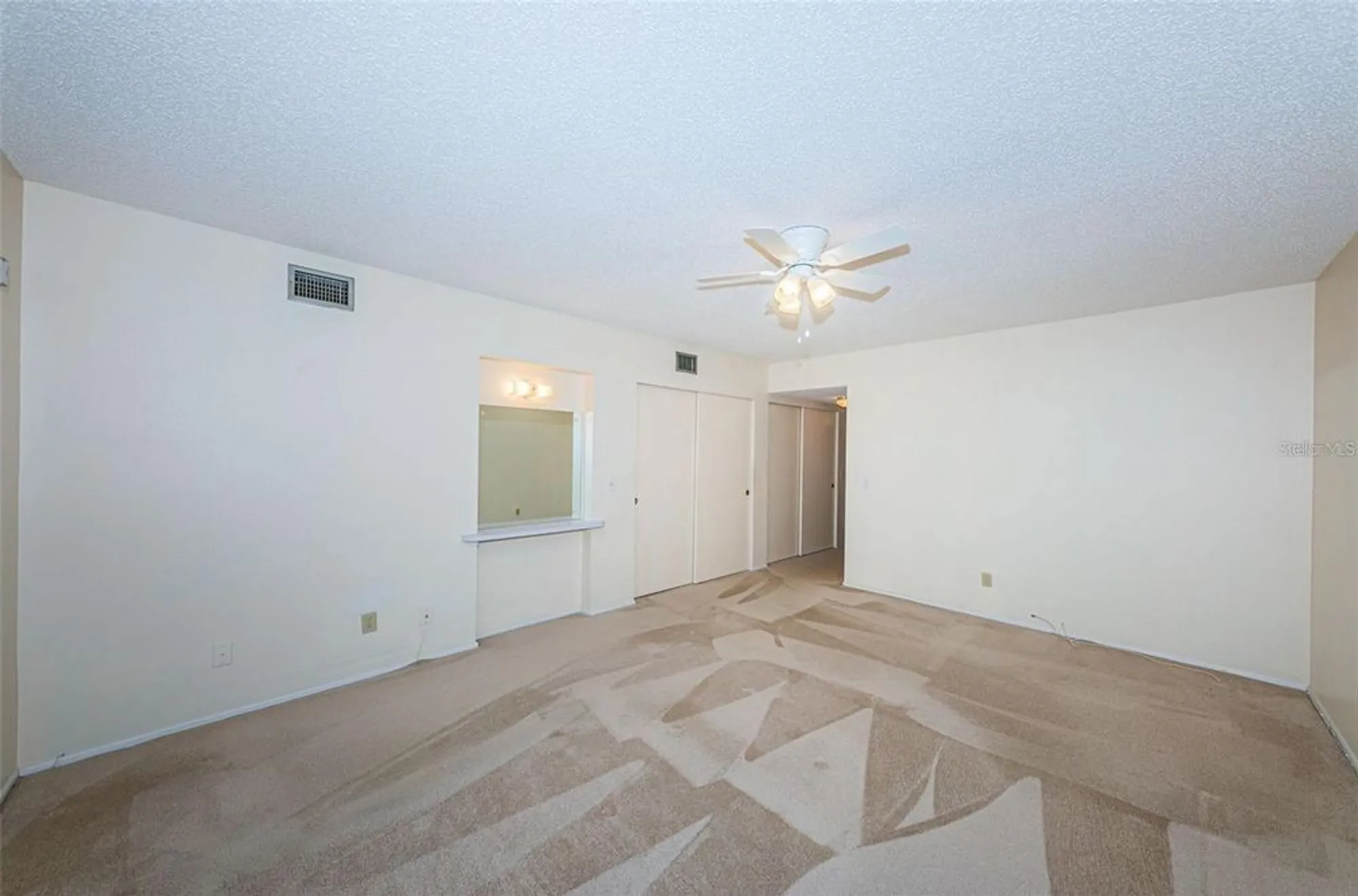 Property Slideshow image 15 of 52 | 2295 americus blvd 29, Clearwater, FL, 33763