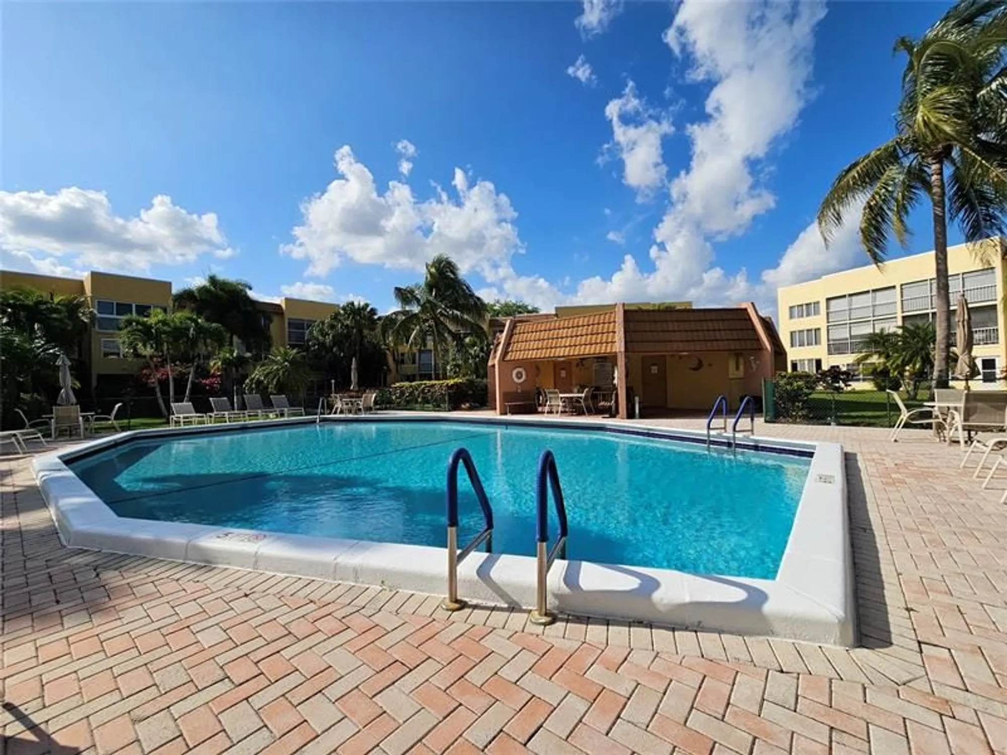 Property Slideshow image 20 of 35 | 6700 royal palm blvd apt 112, Margate, FL, 33063