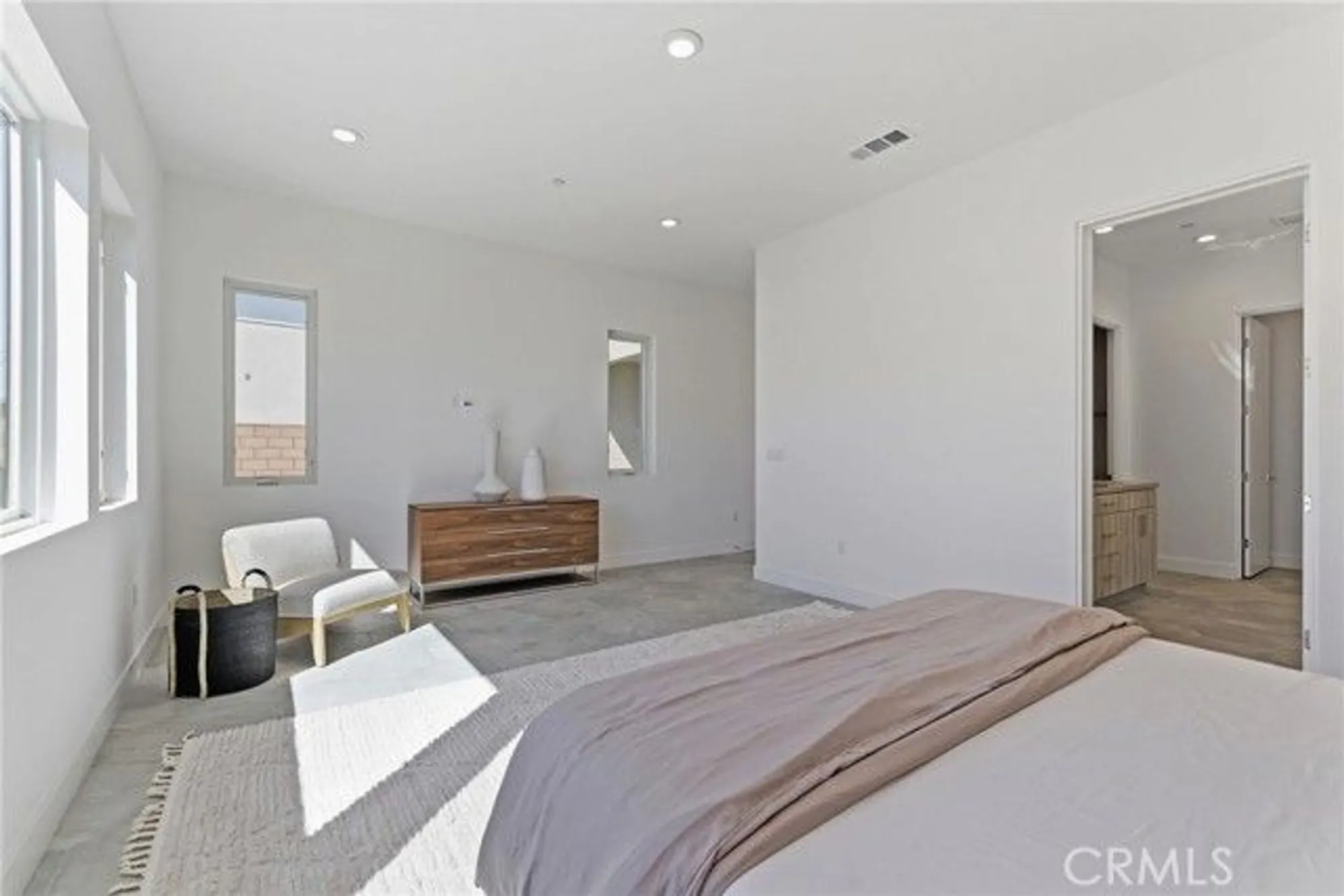 Property Slideshow image 11 of 27 | 1410 celadon st, Palm Springs, CA, 92262