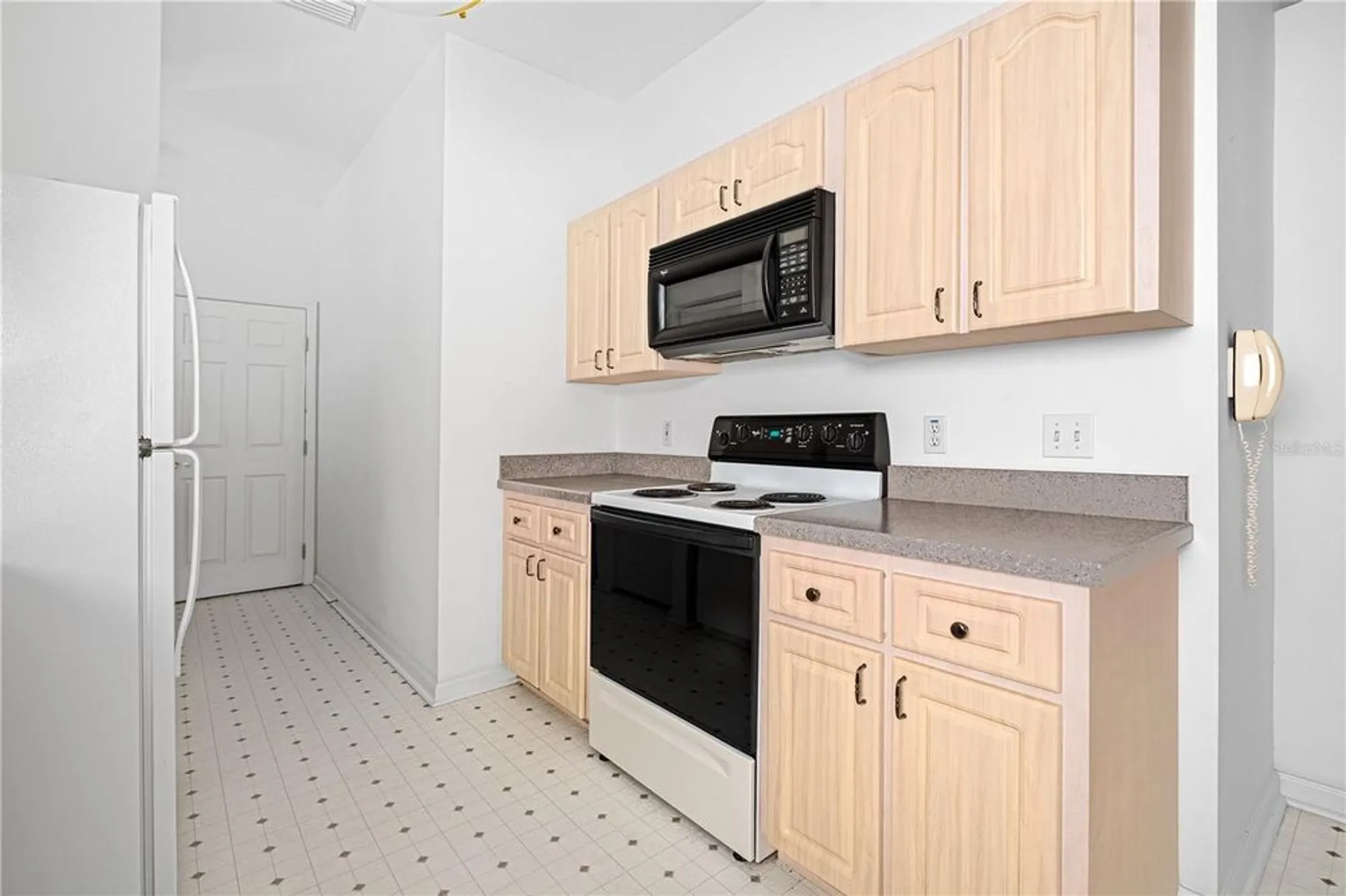 Property Slideshow image 14 of 38 | 2459 nw 55th avenue rd, Ocala, FL, 34482