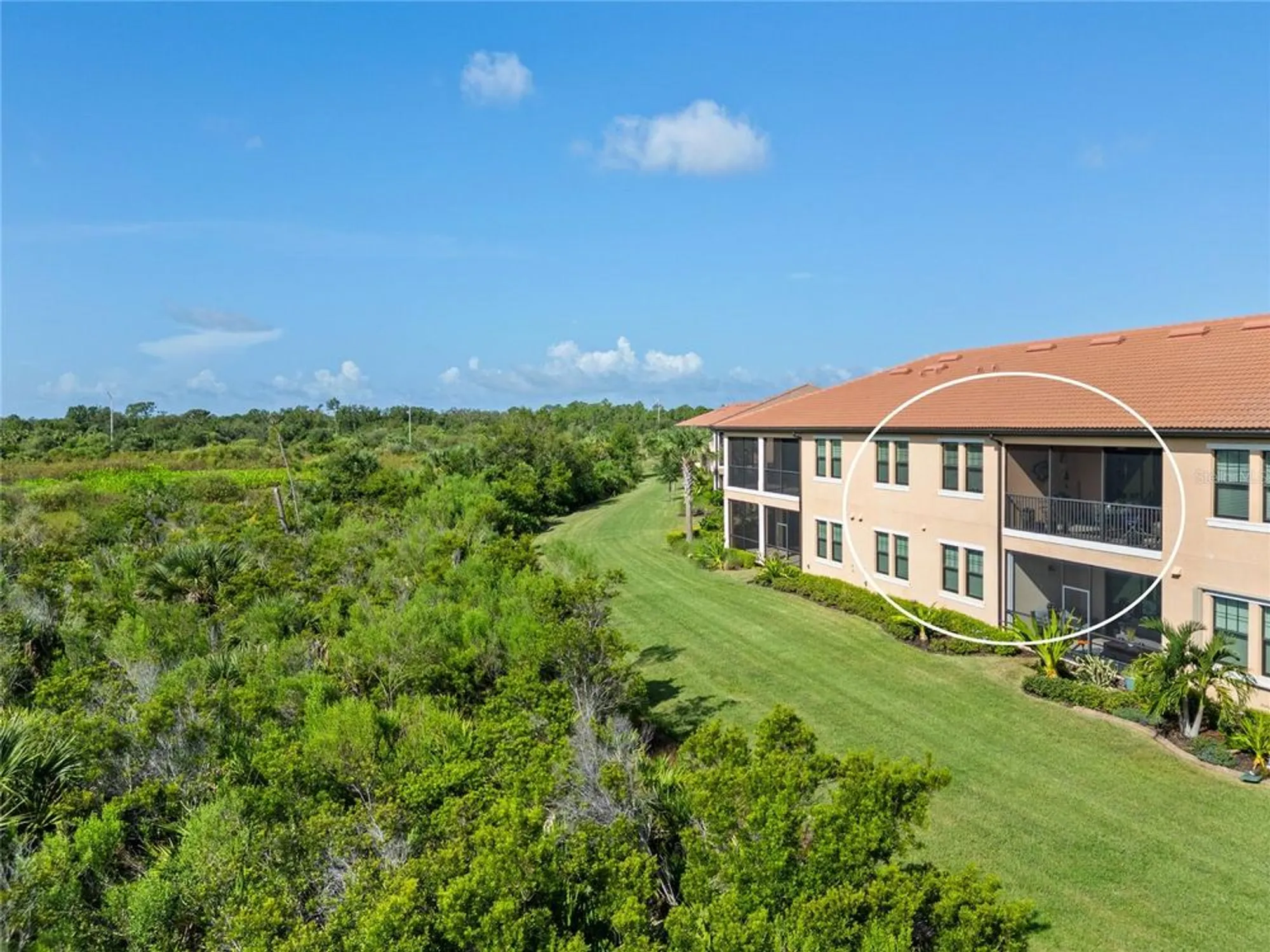 Property Slideshow image 12 of 58 | 10035 crooked creek dr unit 202, Venice, FL, 34293