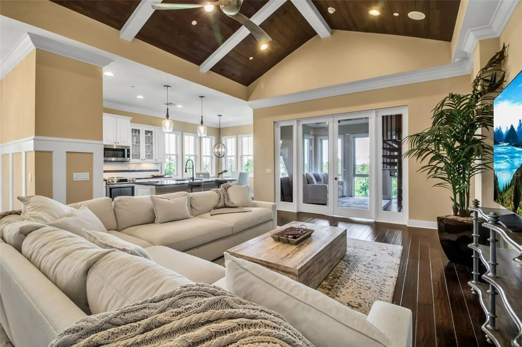 Property Slideshow image 28 of 99 | 321 sapphire lake dr 202, Bradenton, FL, 34209