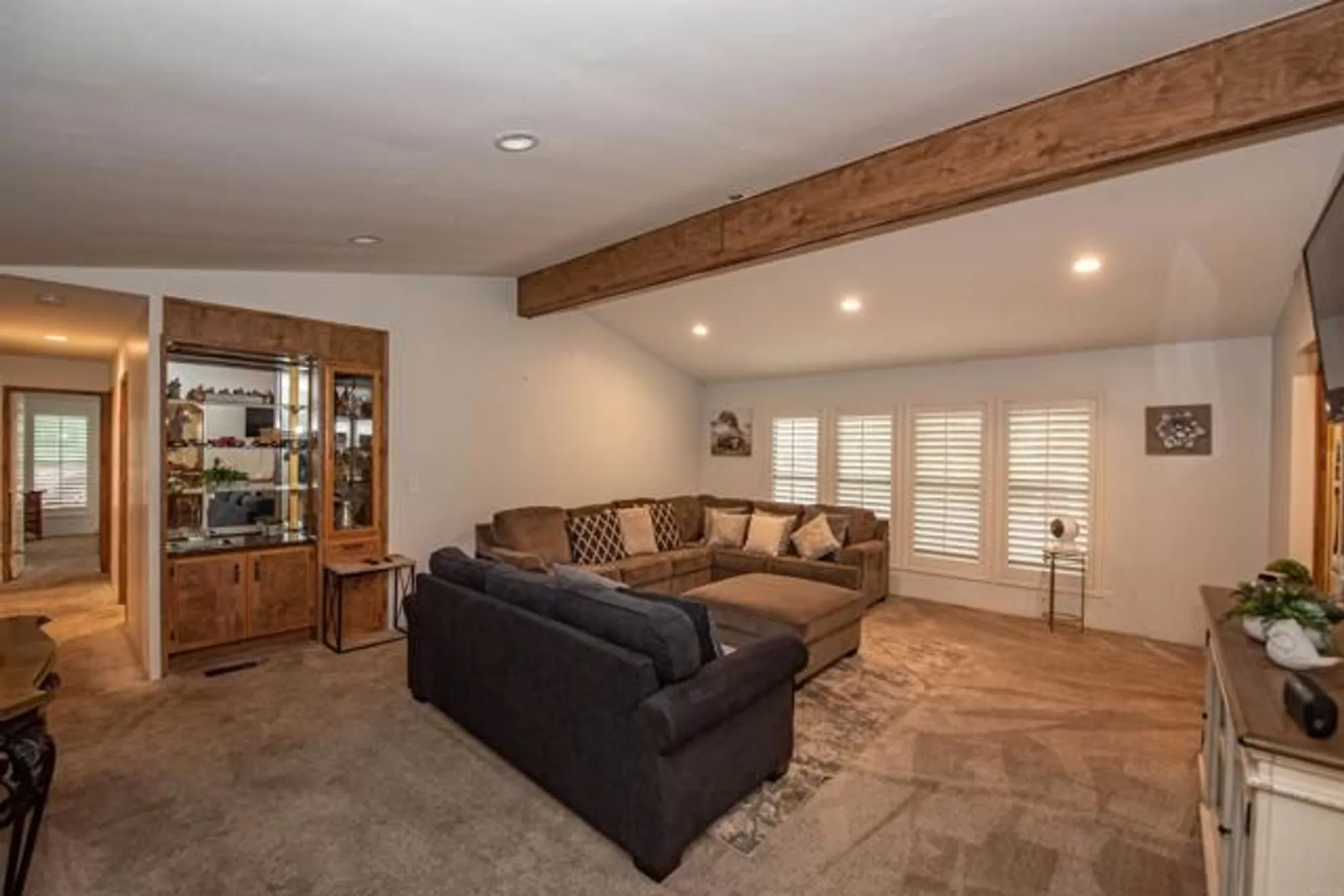 Property Slideshow image 15 of 67 | 38210 via taffia, Murrieta, CA, 92563