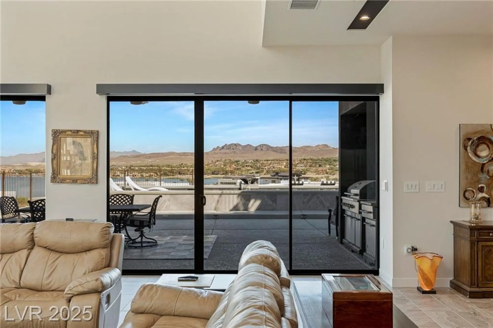 Property Slideshow image 8 of 85 | 53 falling ridge ln, Henderson, NV, 89011