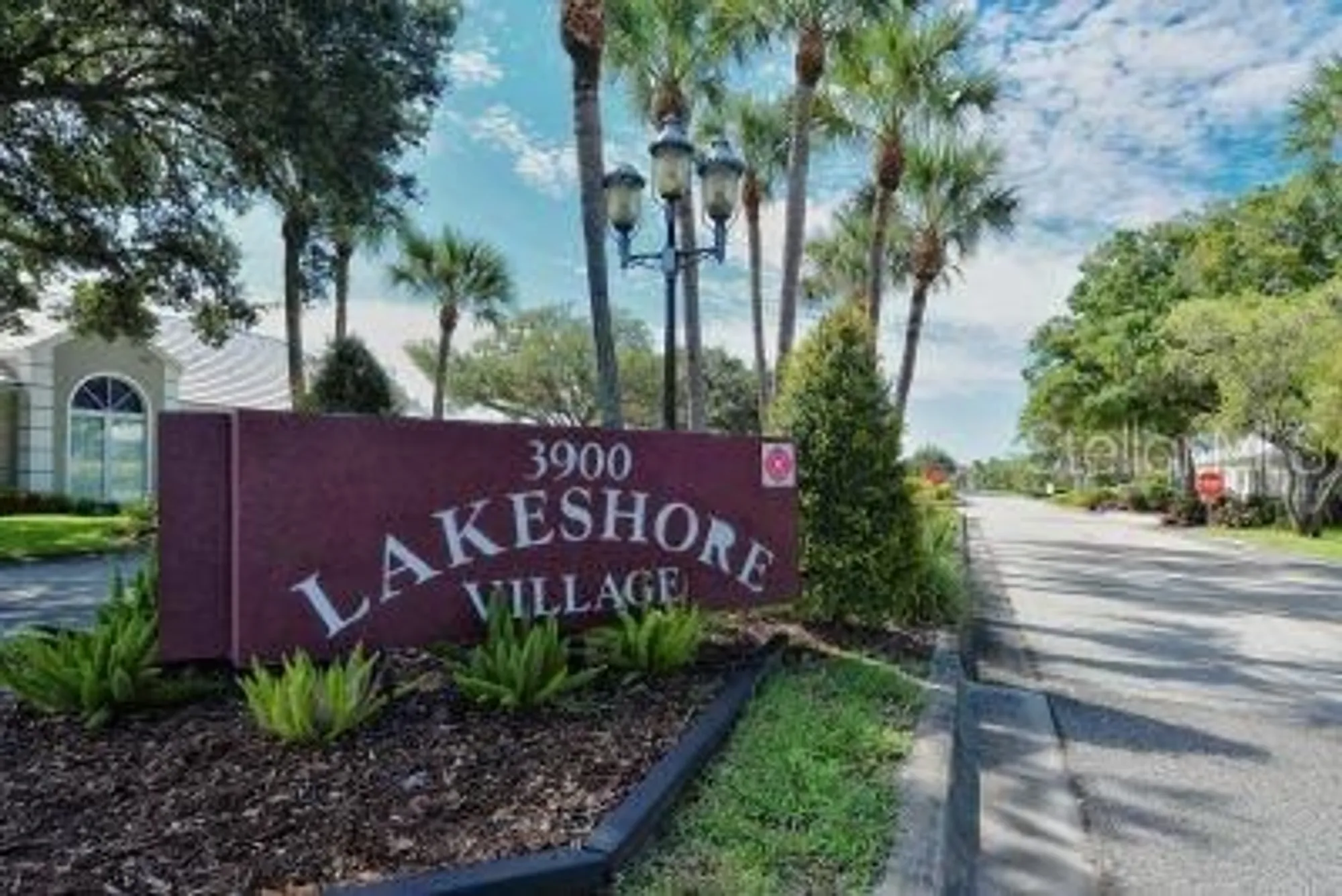 Property Slideshow image 25 of 28 | 3954 wilshire cir e # 165, Sarasota, FL, 34238