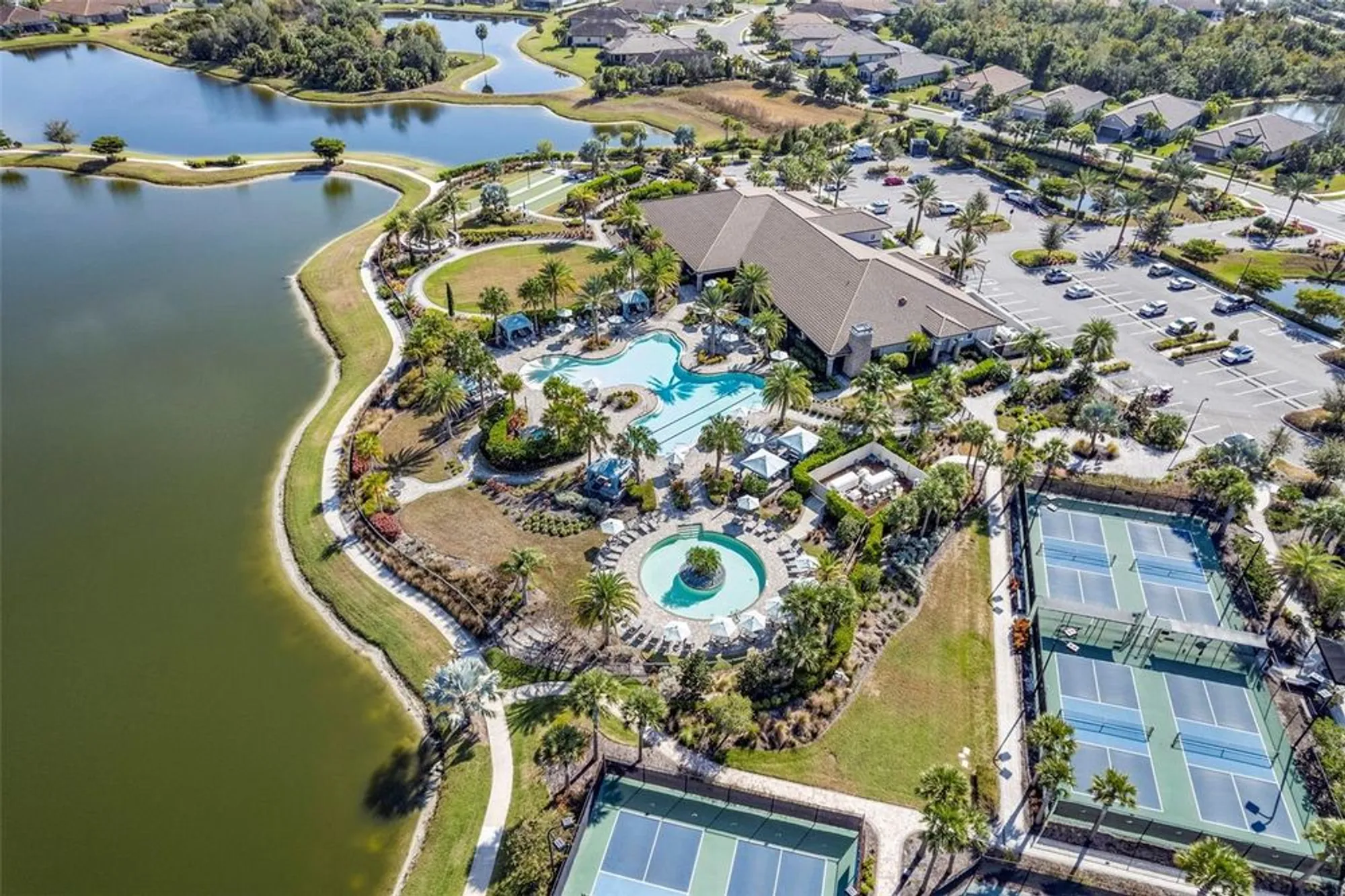 Property Slideshow image 43 of 52 | 4816 heinman cv, Palmetto, FL, 34221