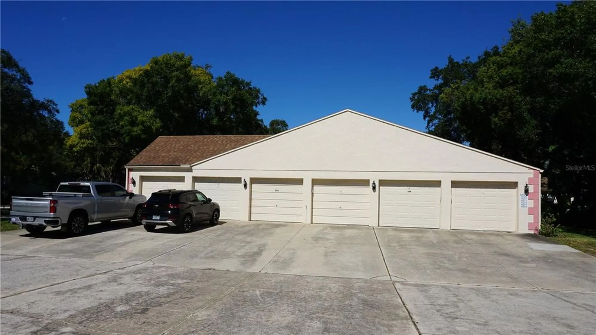 Property Slideshow image 24 of 39 | 11241 versailles ln, Port Richey, FL, 34668