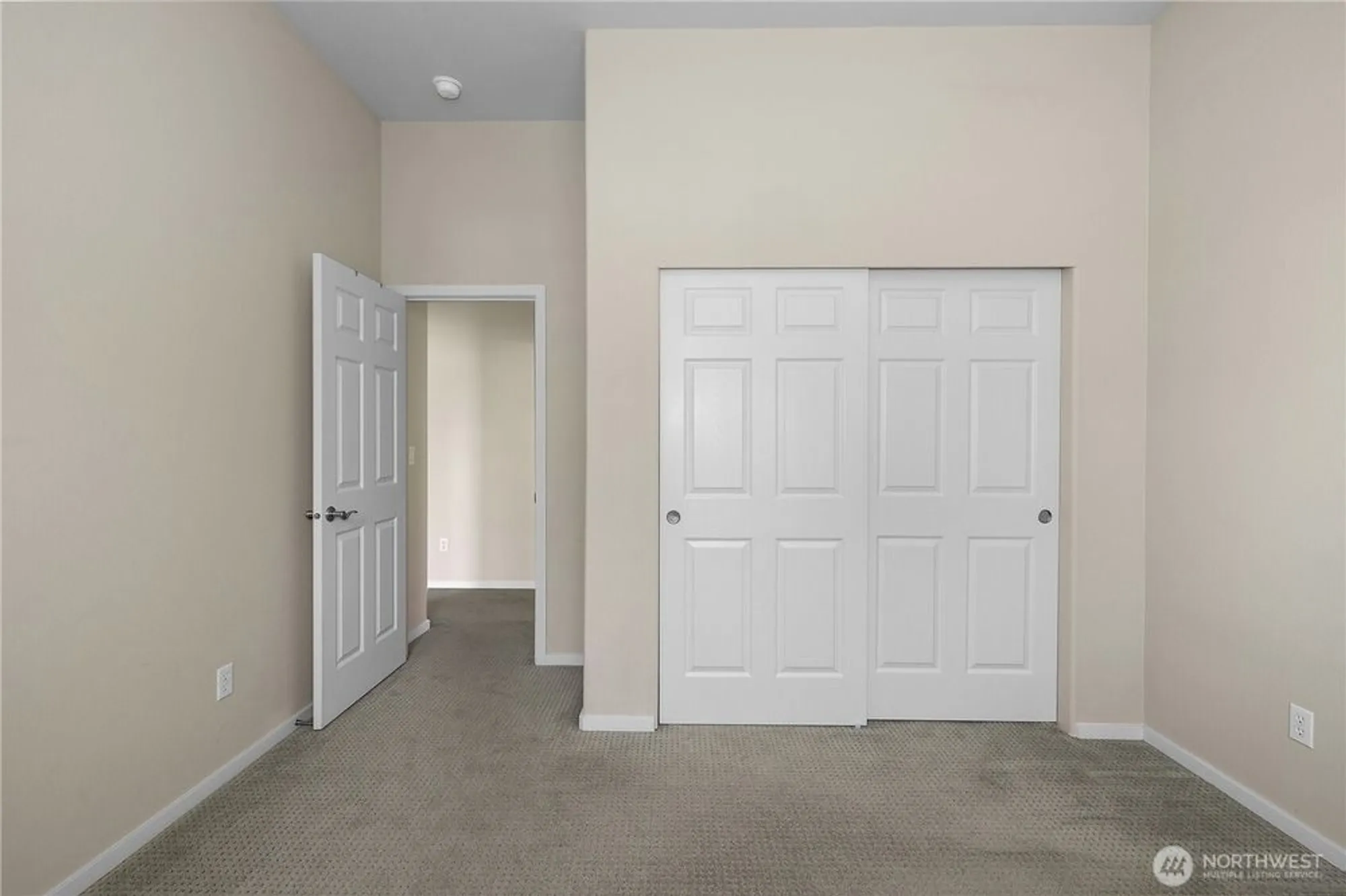 Property Slideshow image 35 of 40 | 4212 vashon dr, Lacey, WA, 98516