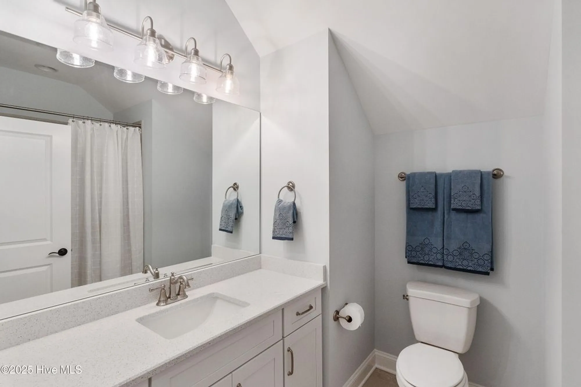 Property Slideshow image 41 of 50 | 3705 deerview ln, Castle Hayne, NC, 28429