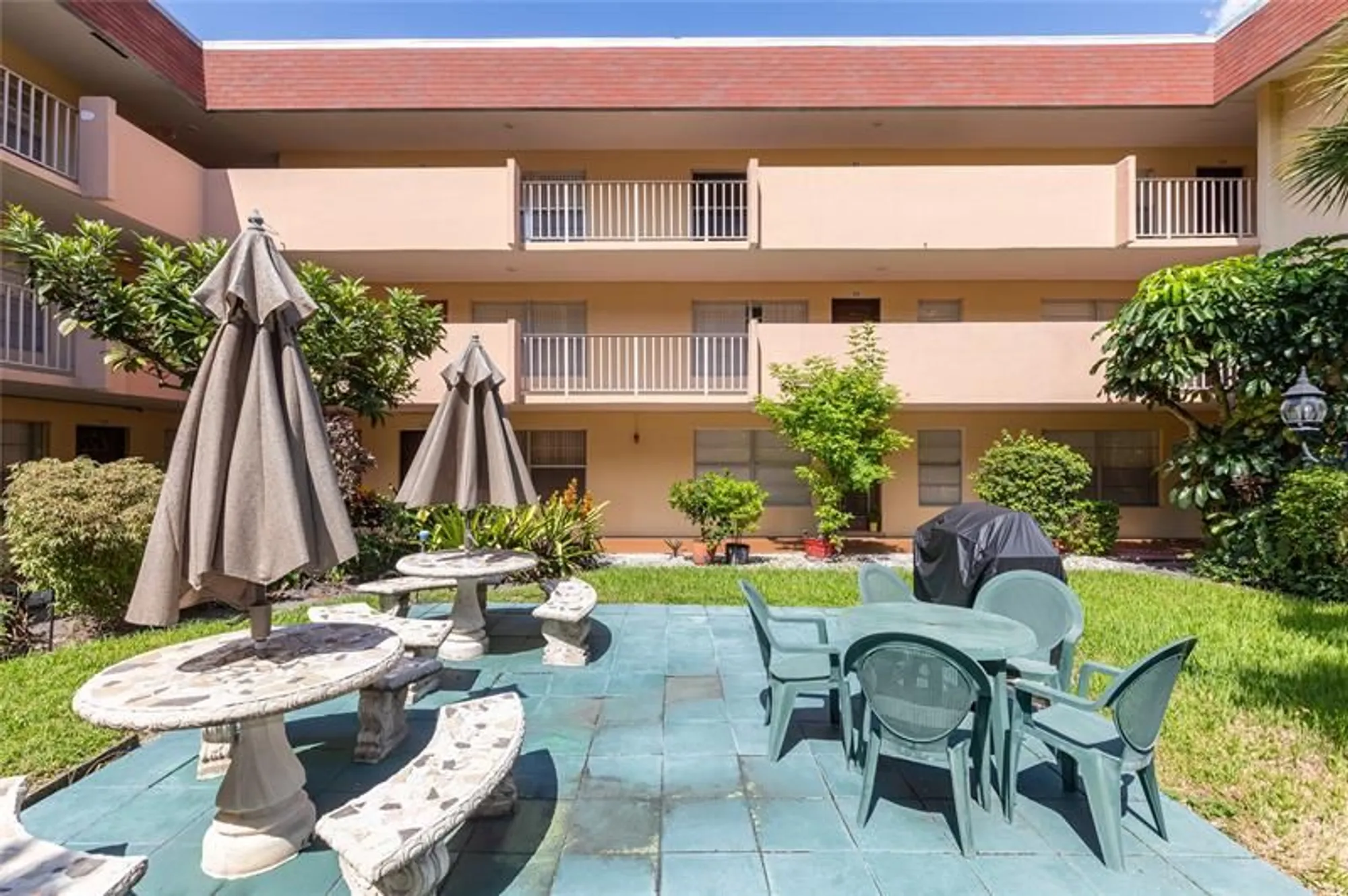 Property Slideshow image 26 of 39 | 3081 nw 47th ter 107, Lauderdale Lakes, FL, 33313