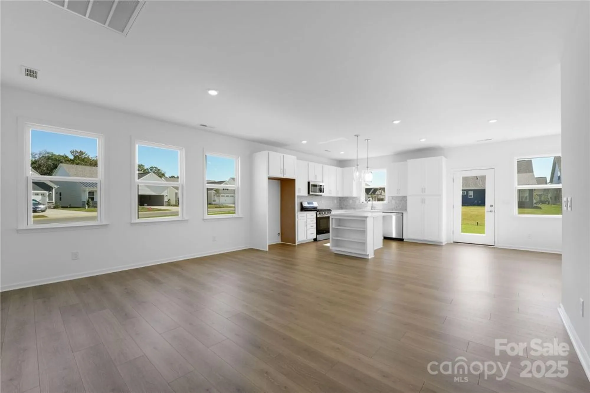 Property Slideshow image 10 of 46 | 468 sunharvest ln, Indian Trail, NC, 28079