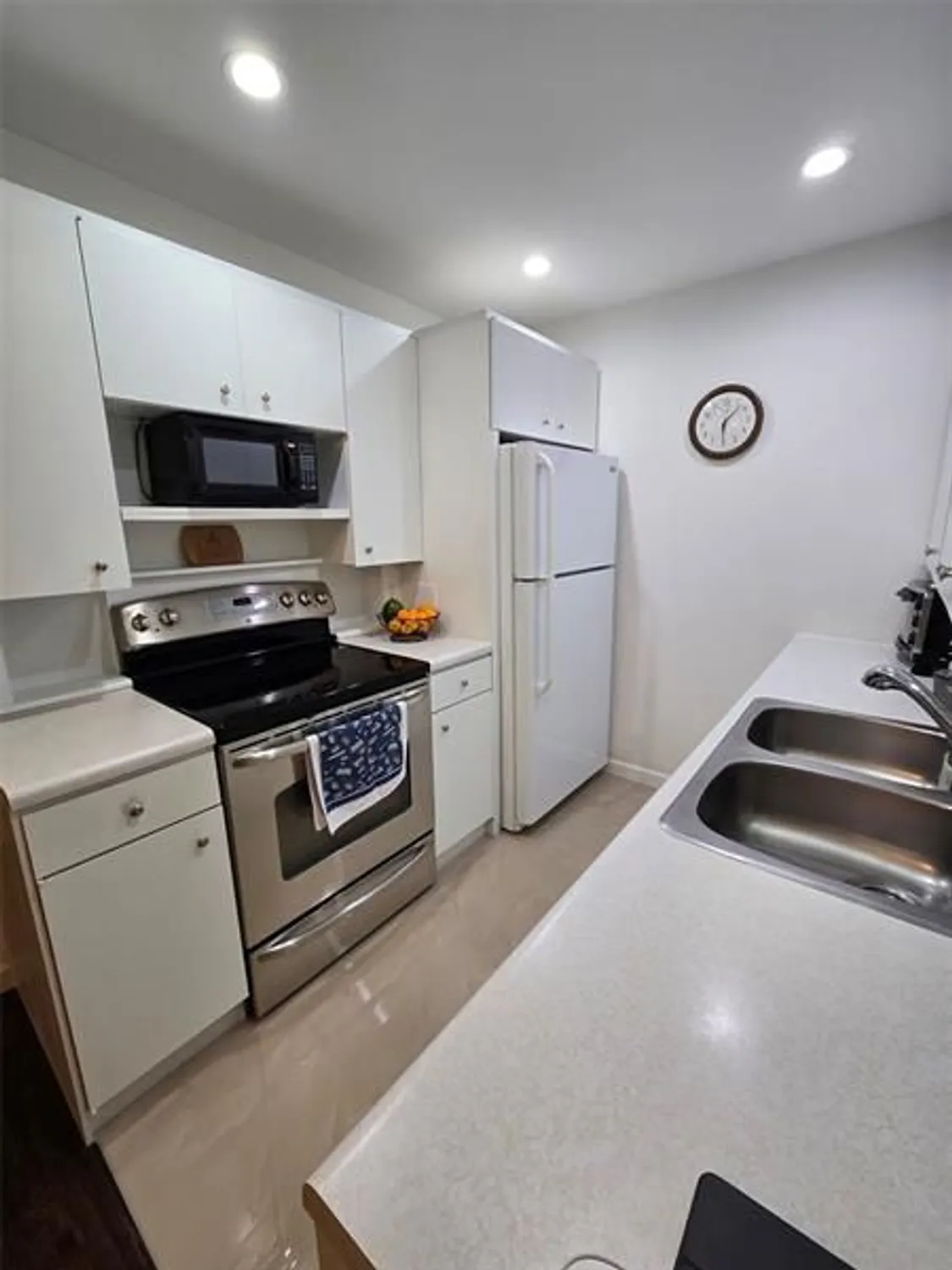 Property Slideshow image 6 of 84 | 3011 westbury f # 3011, Deerfield Beach, FL, 33442