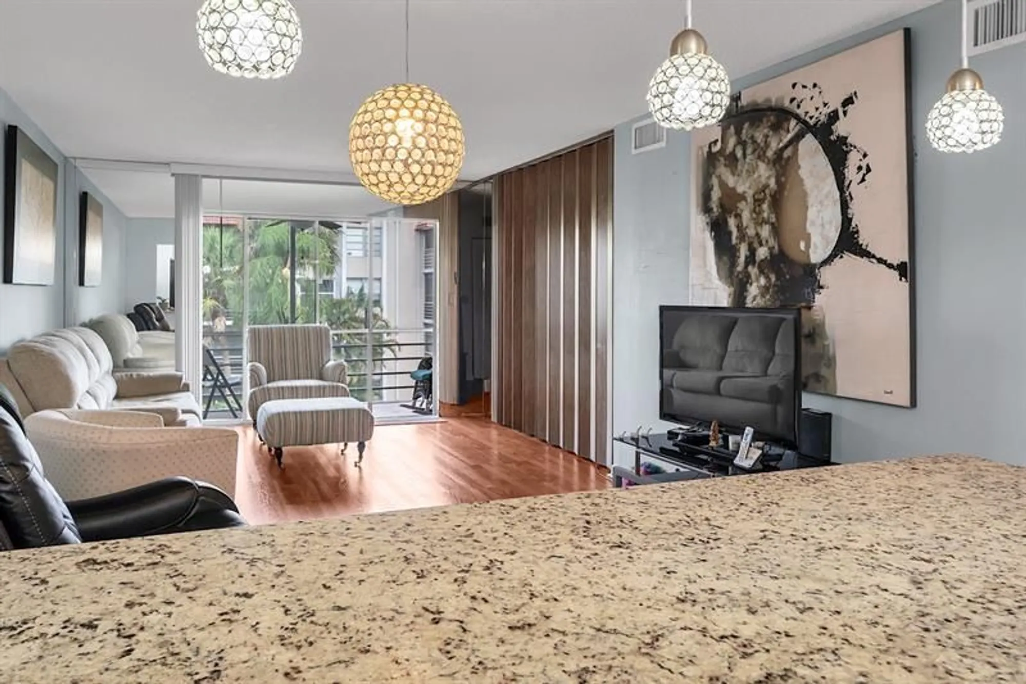 Property Slideshow image 8 of 43 | 3776 inverrary blvd 308r, Lauderhill, FL, 33319