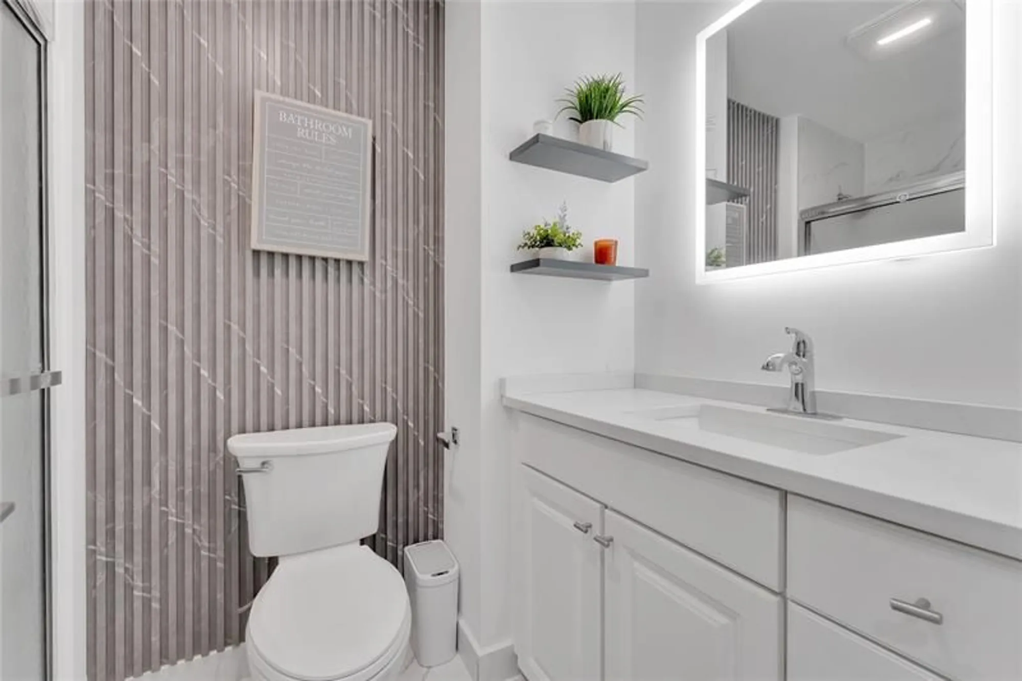 Property Slideshow image 11 of 33 | 21386 juego cir apt 10c, Boca Raton, FL, 33433