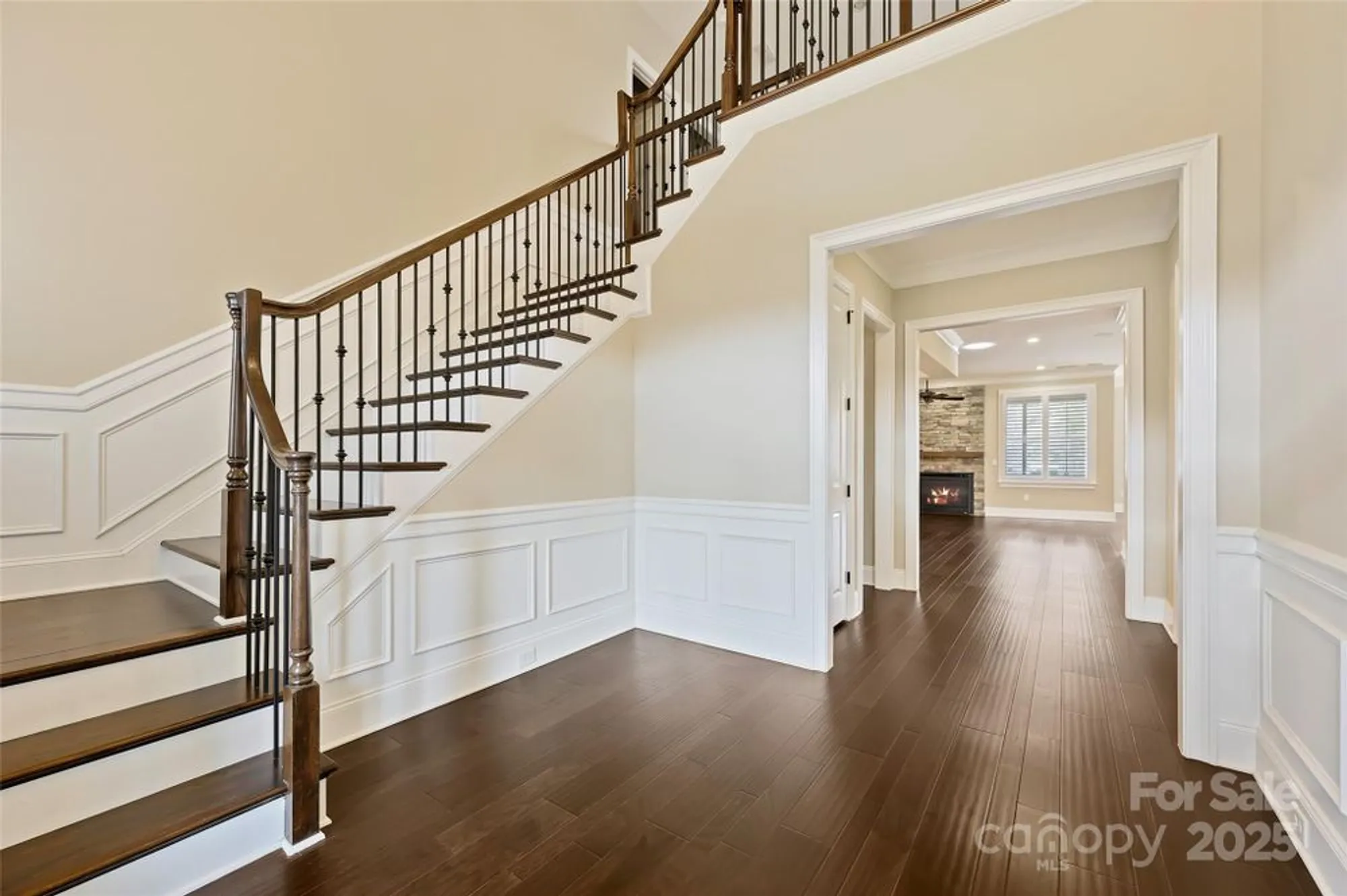 Property Slideshow image 5 of 27 | 14629 glen valley ct, Charlotte, NC, 28278