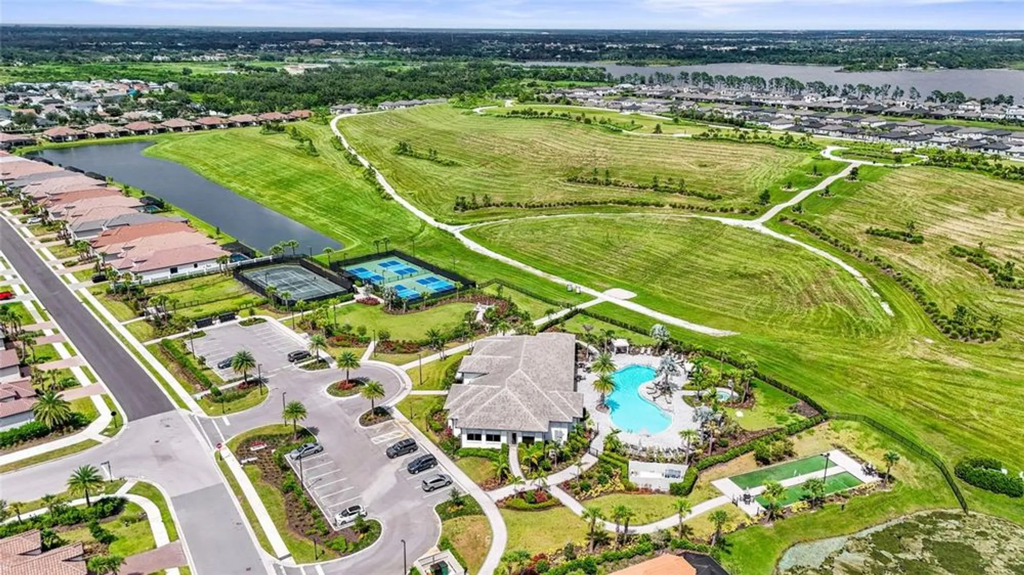 Property Slideshow image 56 of 84 | 6253 mesa gln, Bradenton, FL, 34203