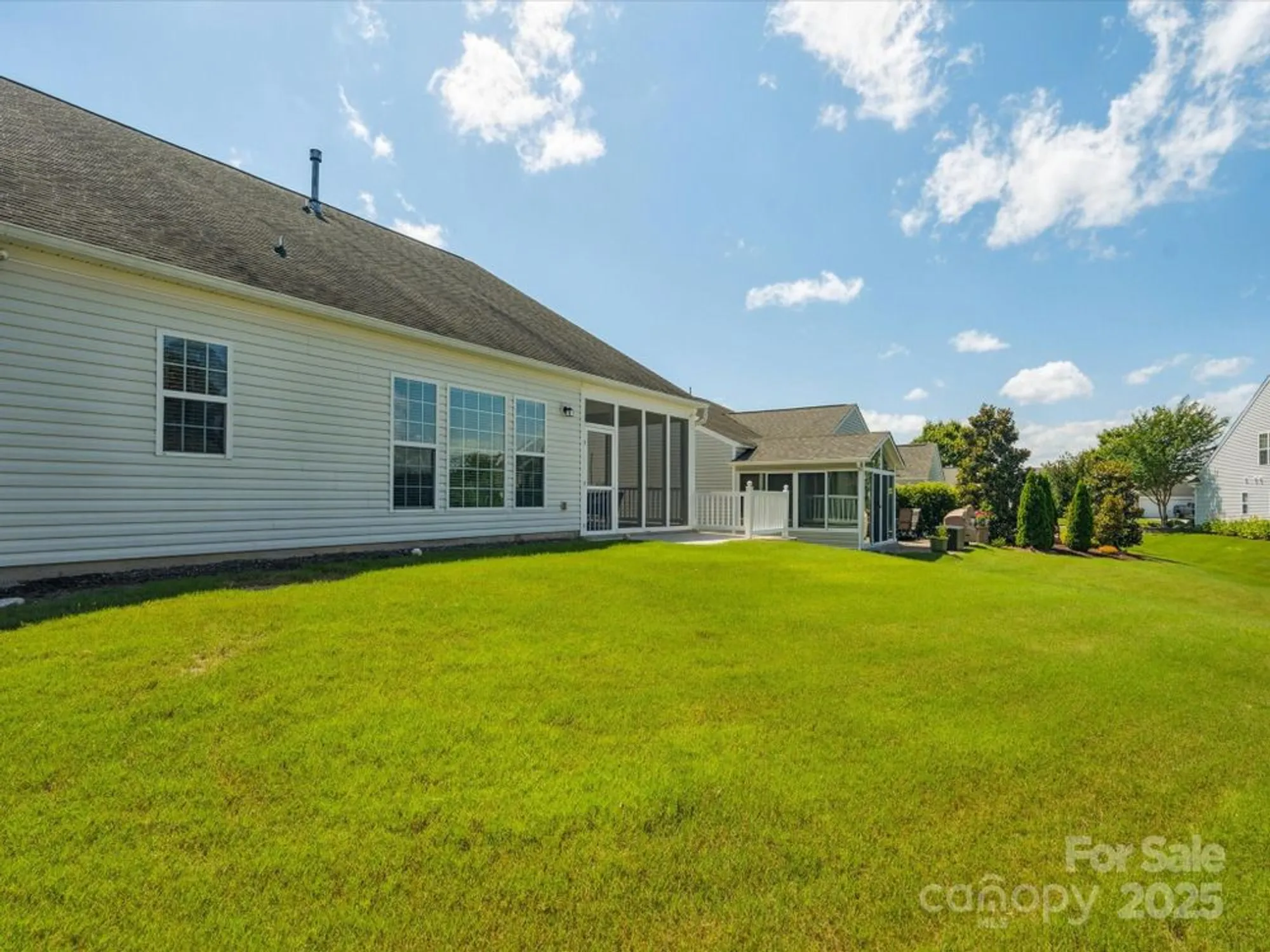 Property Slideshow image 34 of 44 | 8036 crater lake dr, Fort Mill, SC, 29707