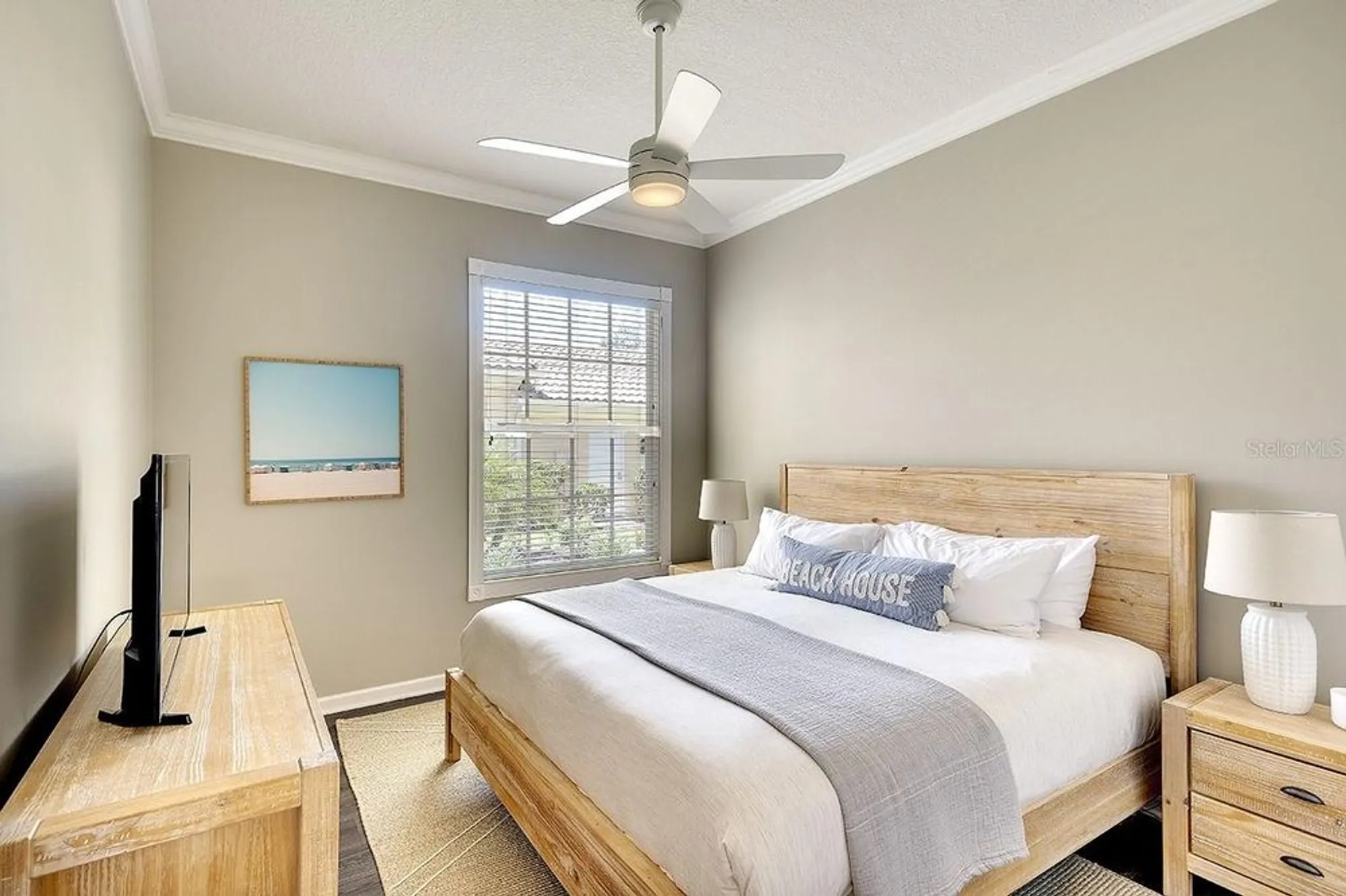 Property Slideshow image 30 of 50 | 5877 ferrara dr, Sarasota, FL, 34238