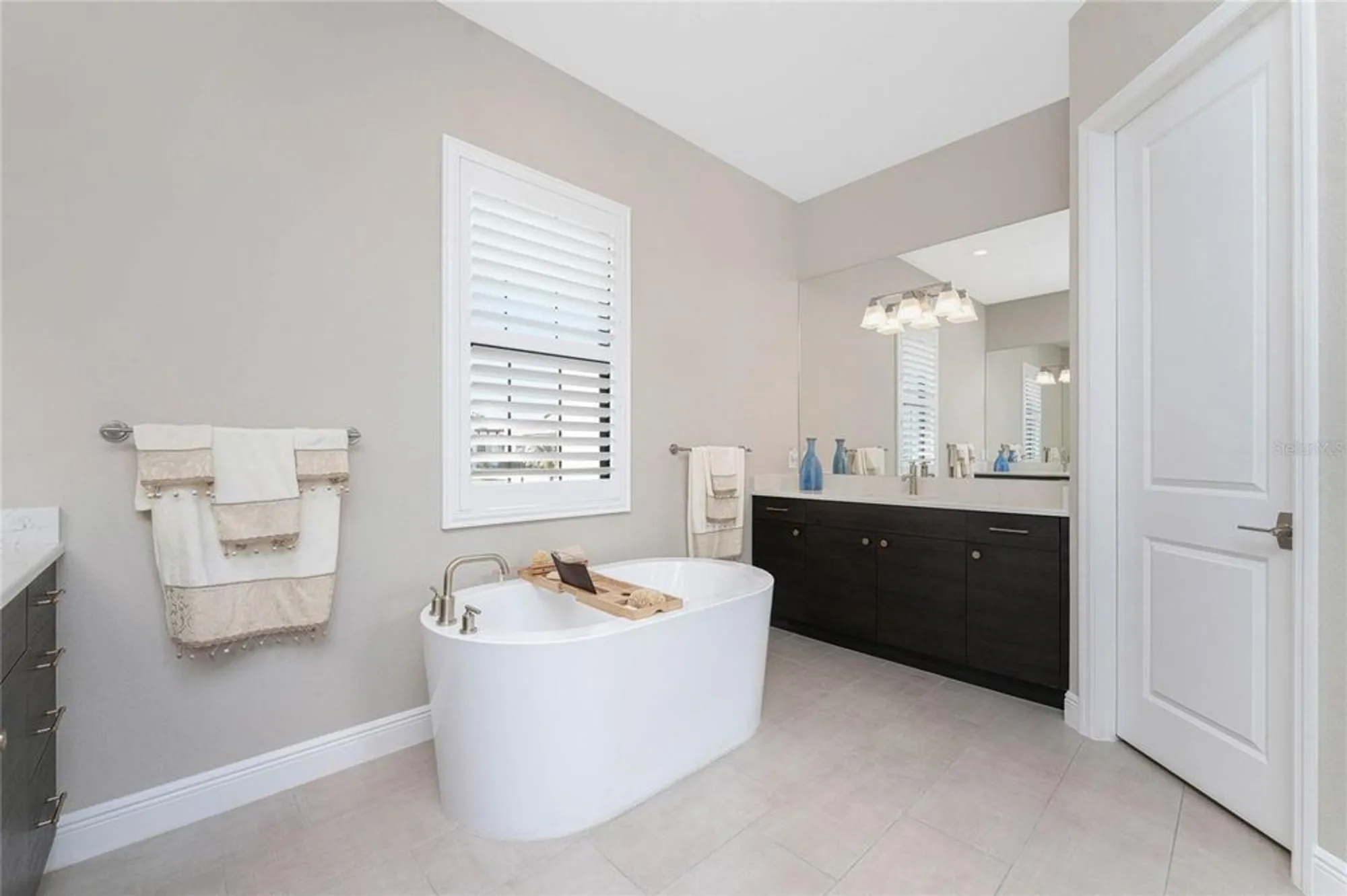Property Slideshow image 49 of 96 | 10628 nicklaus ct, Englewood, FL, 34223