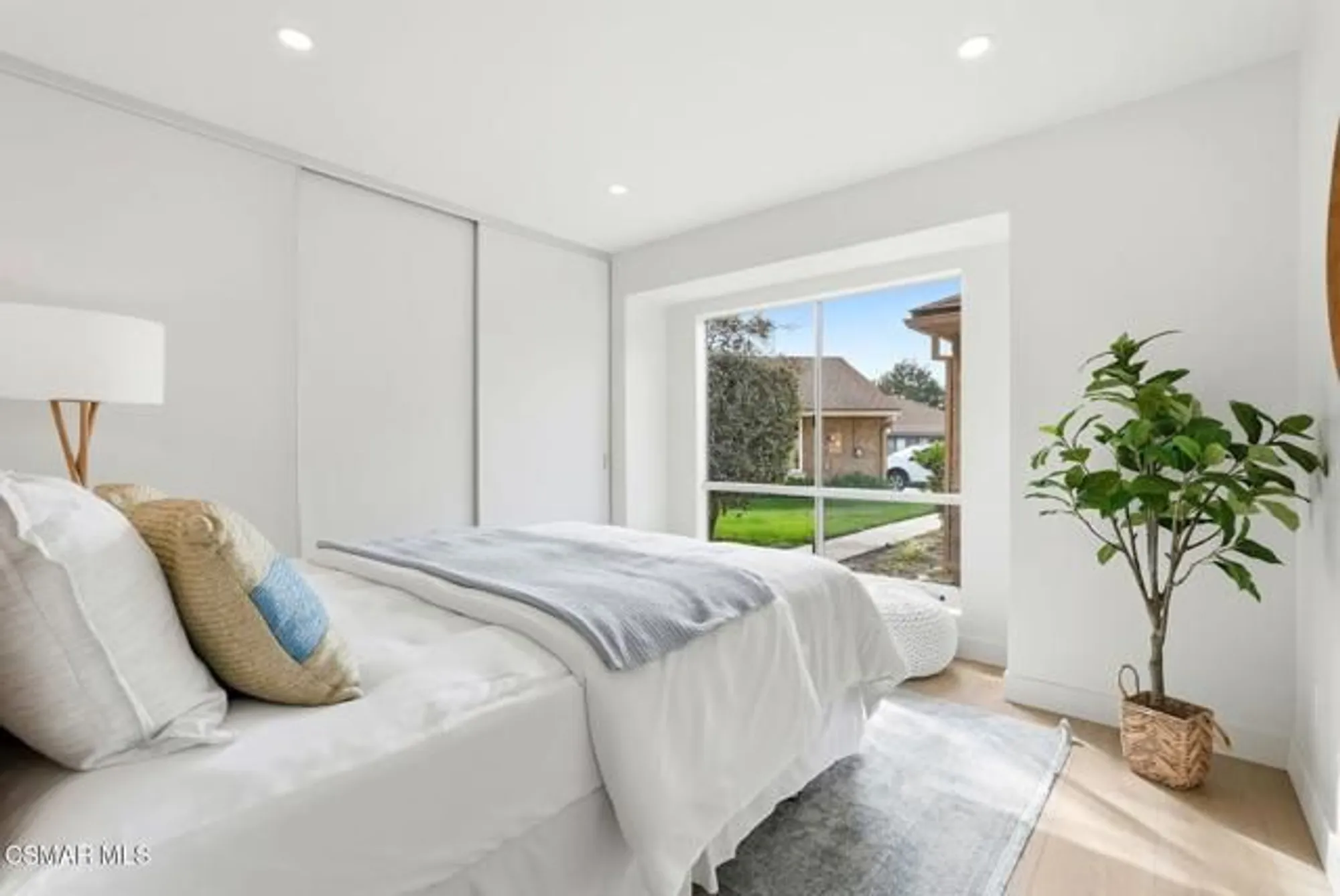 Property Slideshow image 19 of 23 | 1208 village 1, Camarillo, CA, 93012