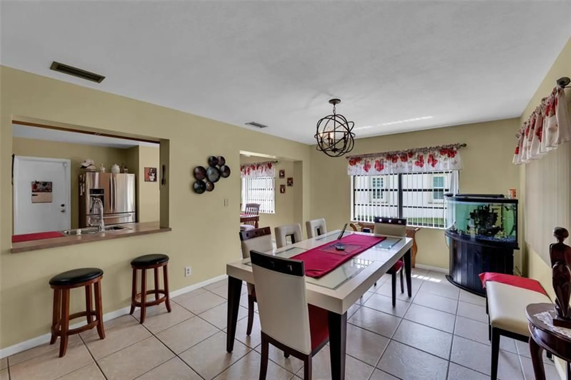Property Slideshow image 24 of 50 | 9802 nw 75th ct, Tamarac, FL, 33321