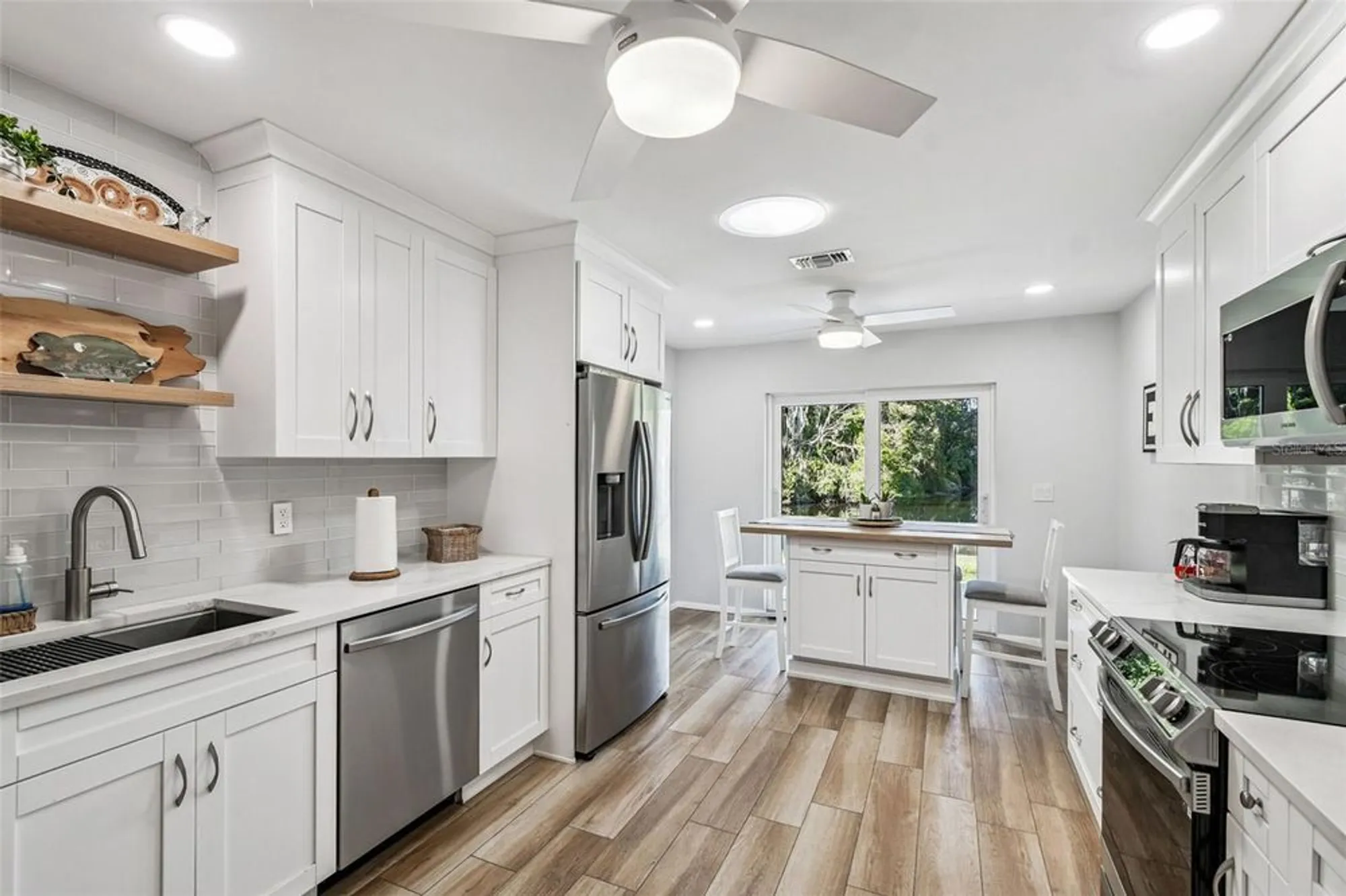 Property Slideshow image 4 of 49 | 11539 scotch pine dr, New Port Richey, FL, 34654