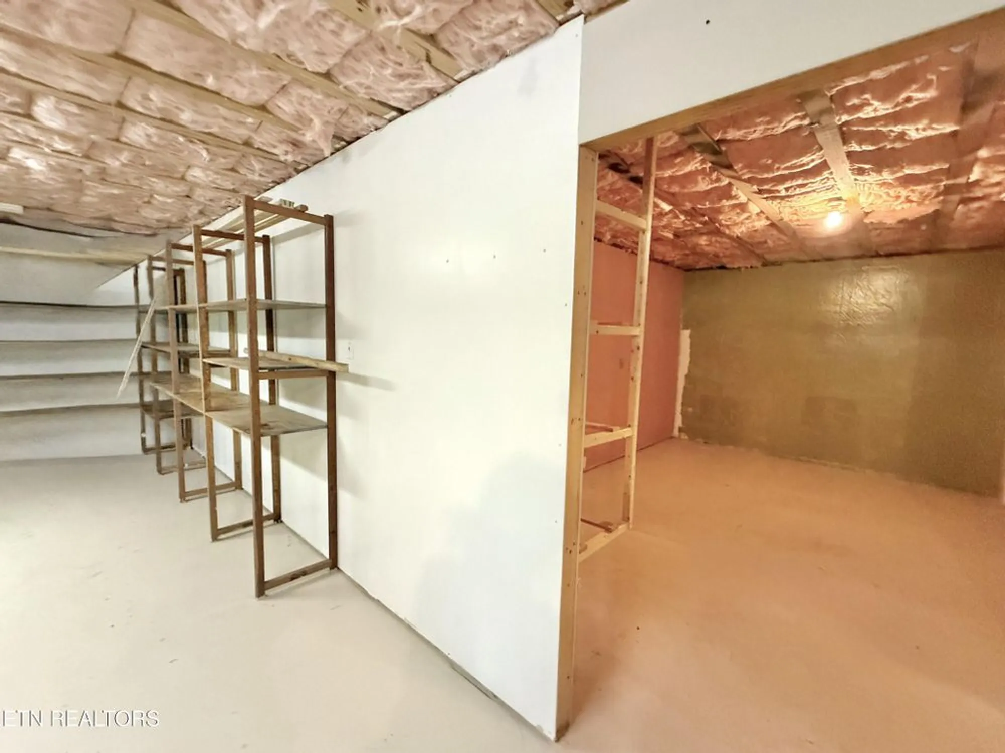 Property Slideshow image 39 of 55 | 17 kenwood ct, Crossville, TN, 38558