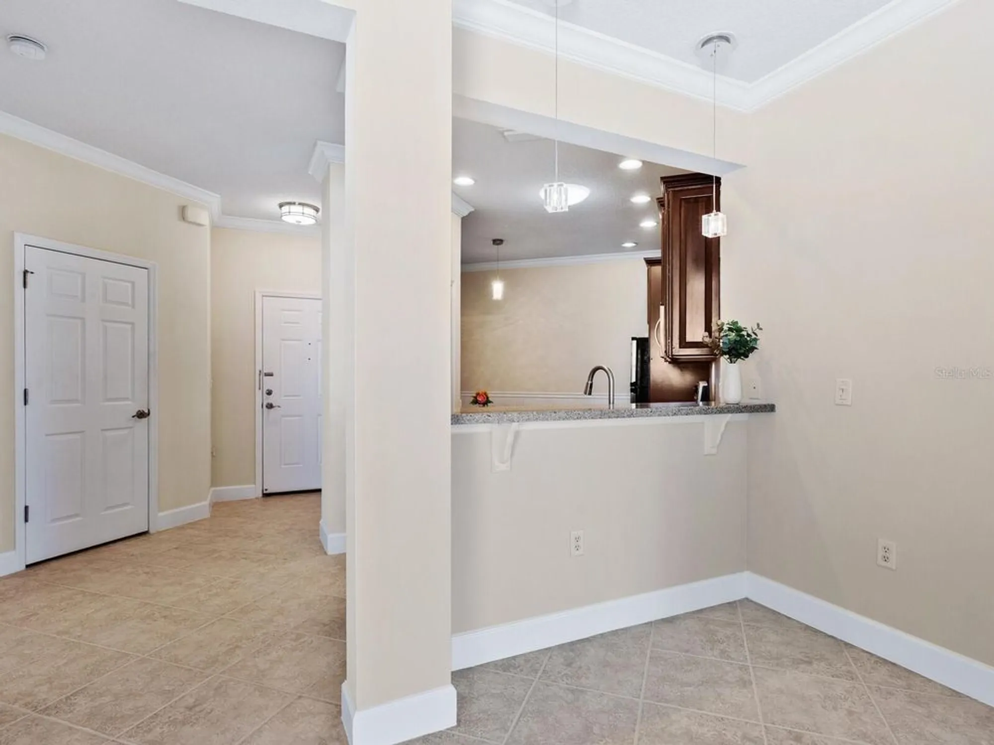 Property Slideshow image 11 of 43 | 11187 campazzo dr, Venice, FL, 34292