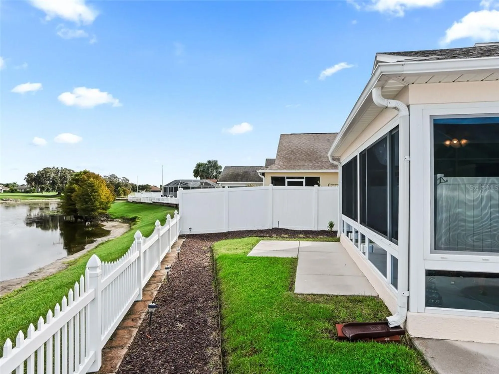 Property Slideshow image 42 of 54 | 1225 edgewater ln, The Villages, FL, 32162