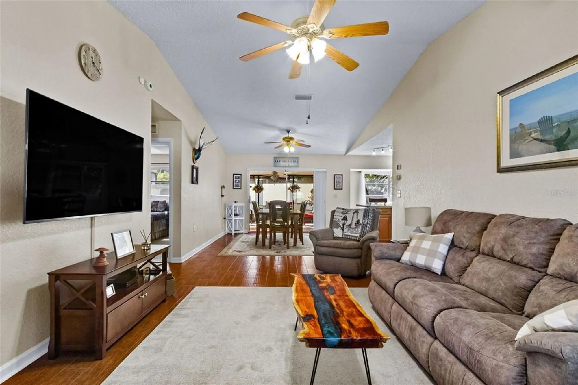 Property Slideshow image 5 of 37 | 1417 heather ridge blvd, Dunedin, FL, 34698