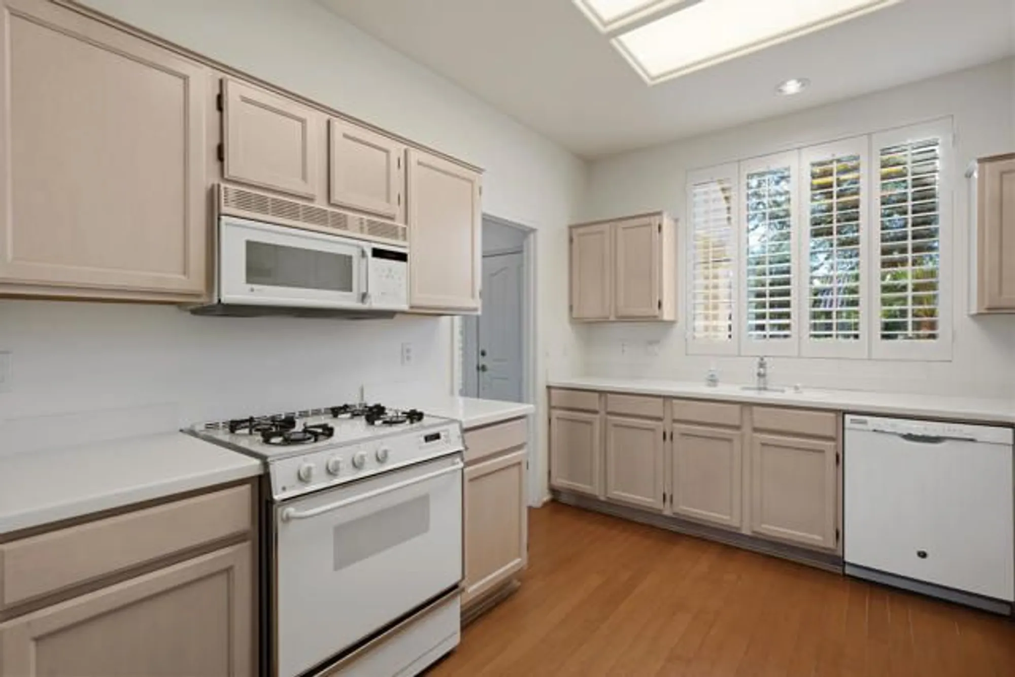 Property Slideshow image 15 of 30 | 78332 yucca blossom dr, Palm Desert, CA, 92211