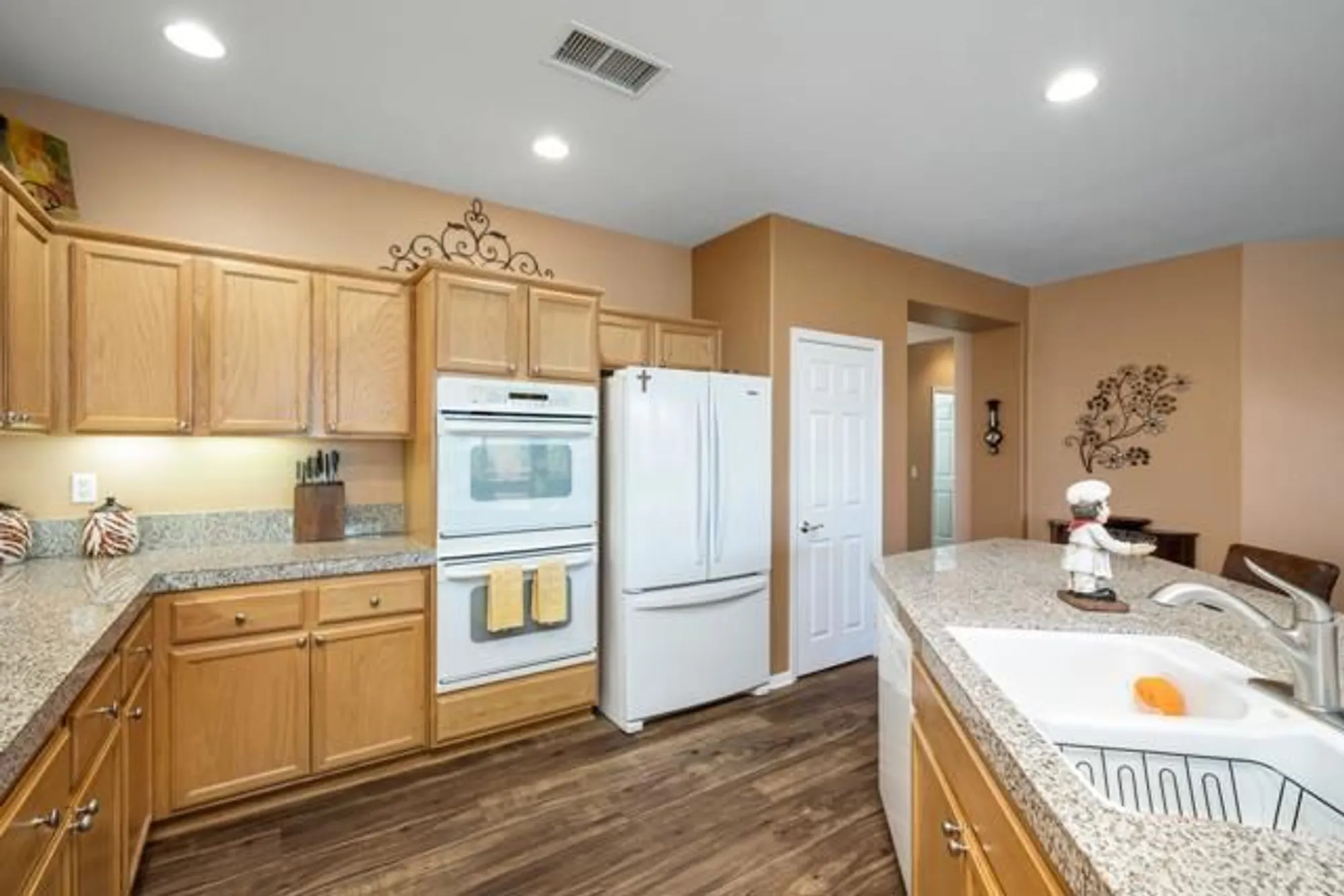 Property Slideshow image 20 of 79 | 60328 desert shadows dr, La Quinta, CA, 92253