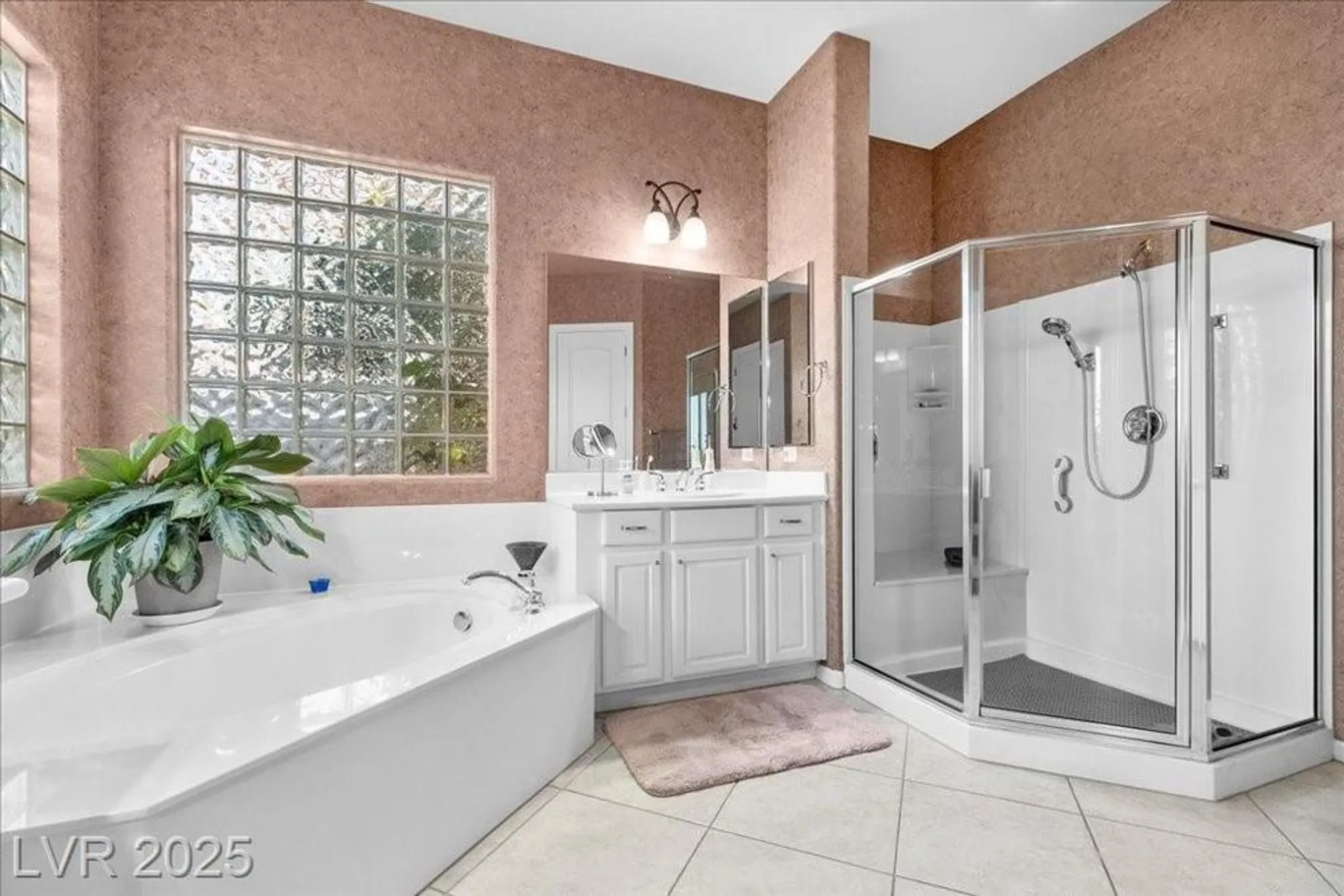 Property Slideshow image 21 of 45 | 2272 merrimack valley ave, Henderson, NV, 89044