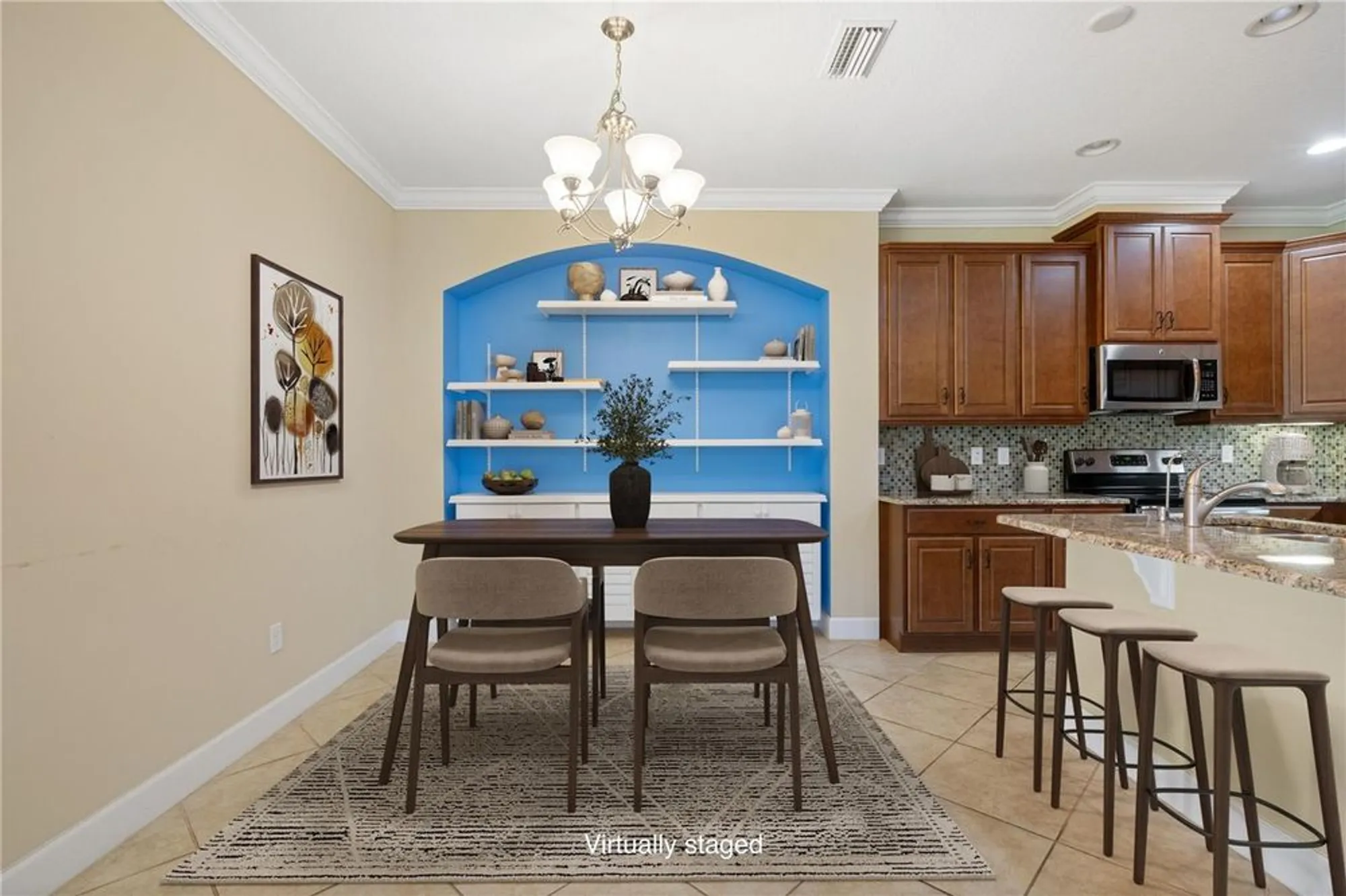 Property Slideshow image 8 of 62 | 802 chipper dr, Sun City Center, FL, 33573