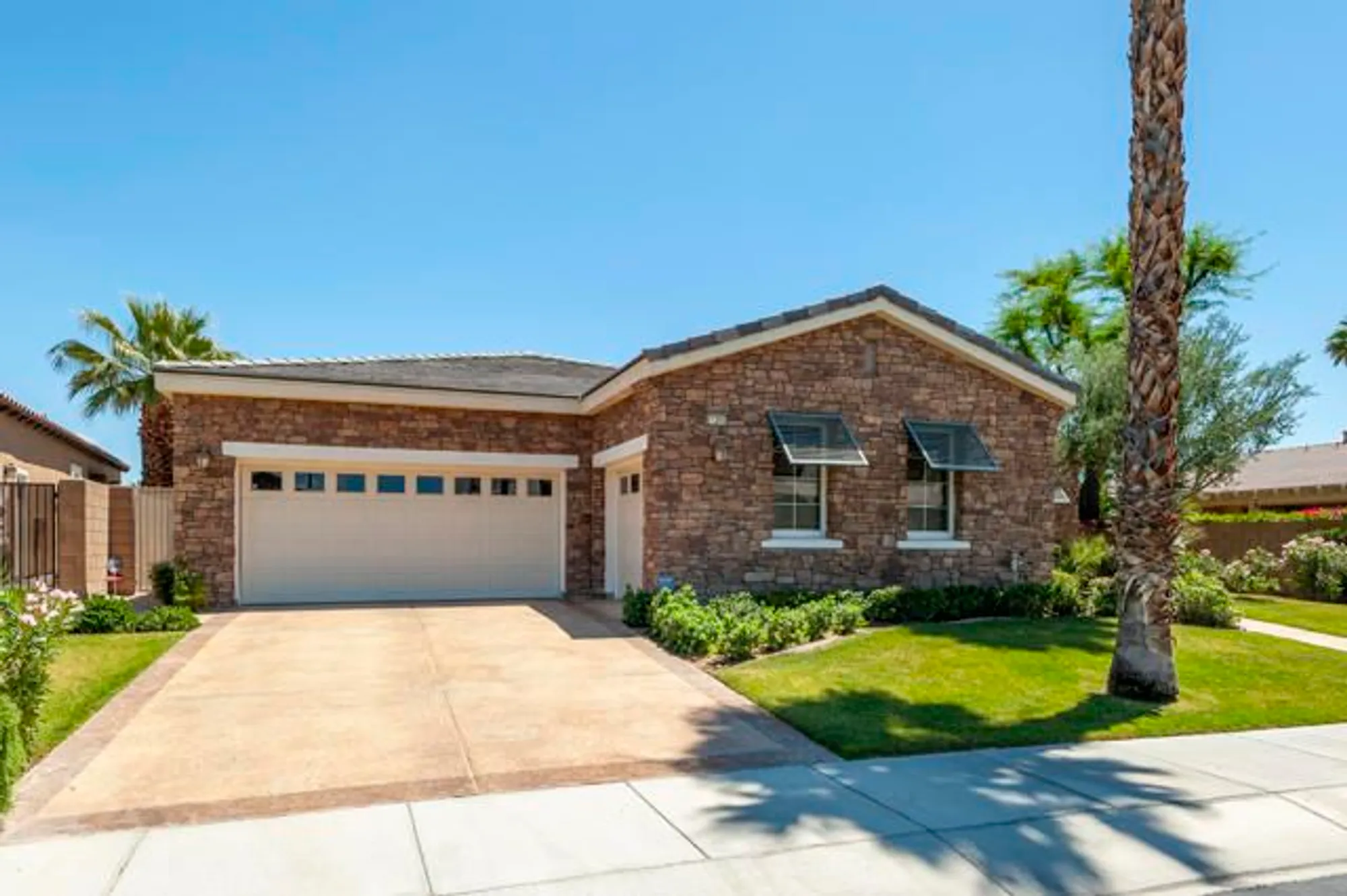 Property Slideshow image 6 of 80 | 61260 portulaca dr, La Quinta, CA, 92253