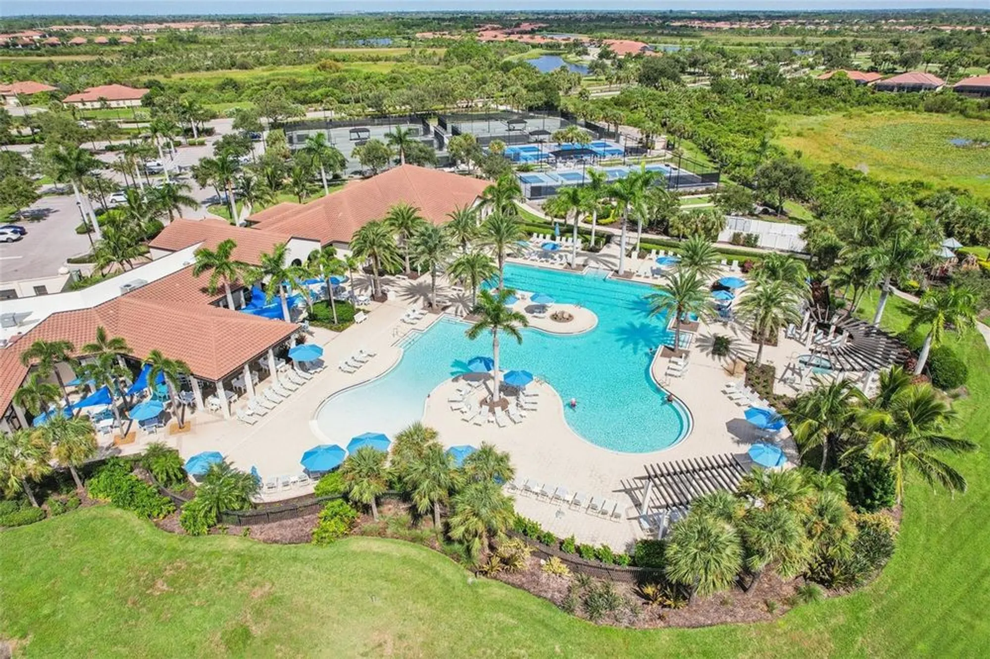 Property Slideshow image 53 of 68 | 24176 spartina dr, Venice, FL, 34293