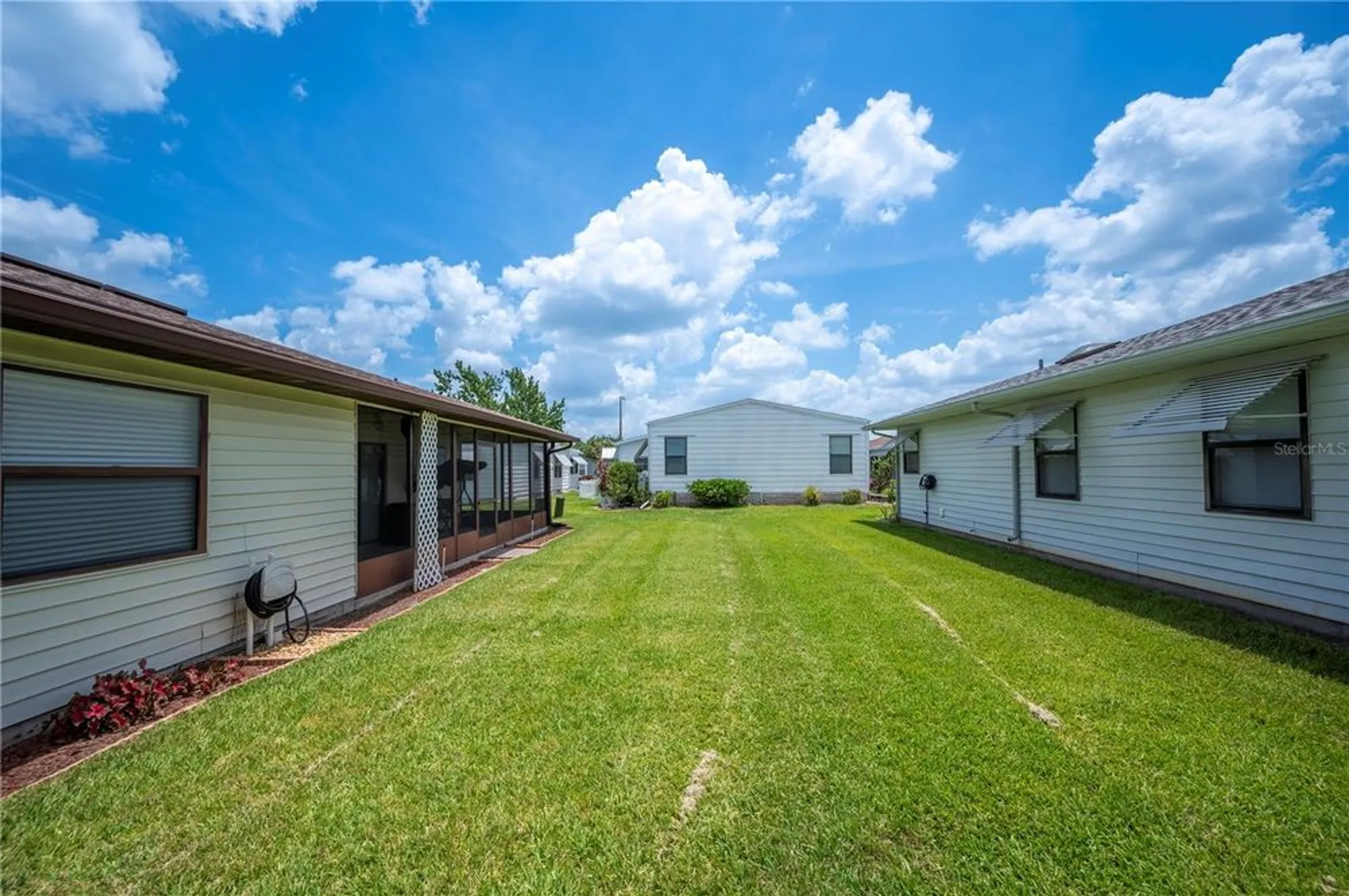 Property Slideshow image 30 of 37 | 1608 colonnades cir, Lakeland, FL, 33811