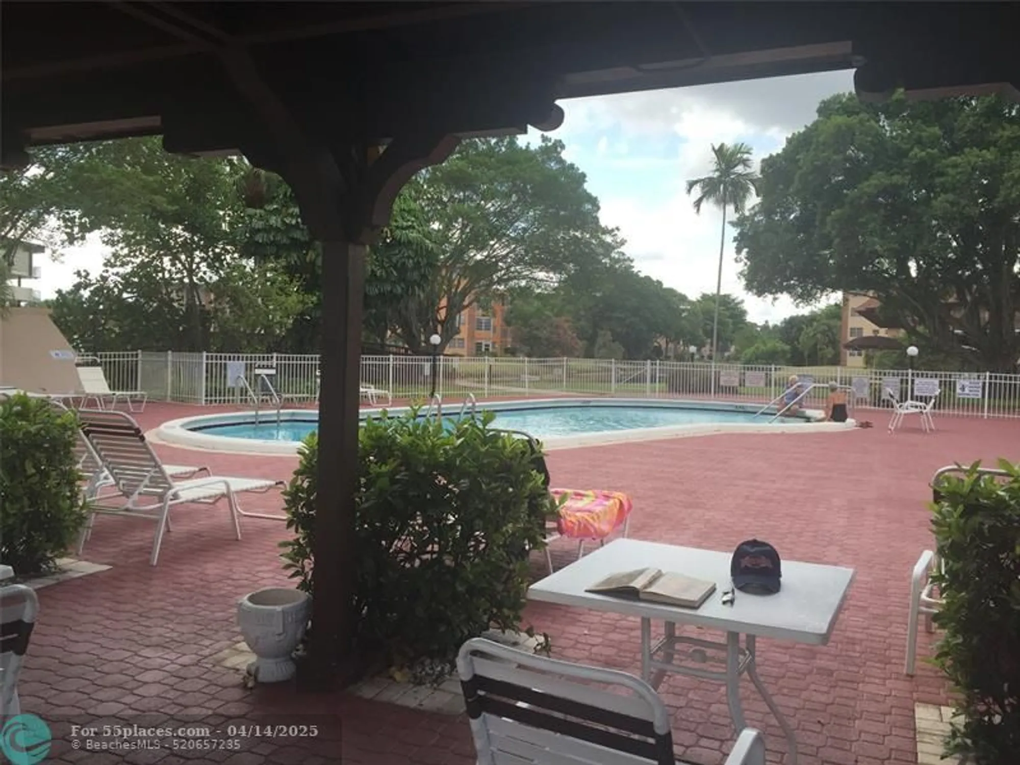 Property Slideshow image 27 of 36 | 2861 nw 47th ter apt 303, Lauderdale Lakes, FL, 33313