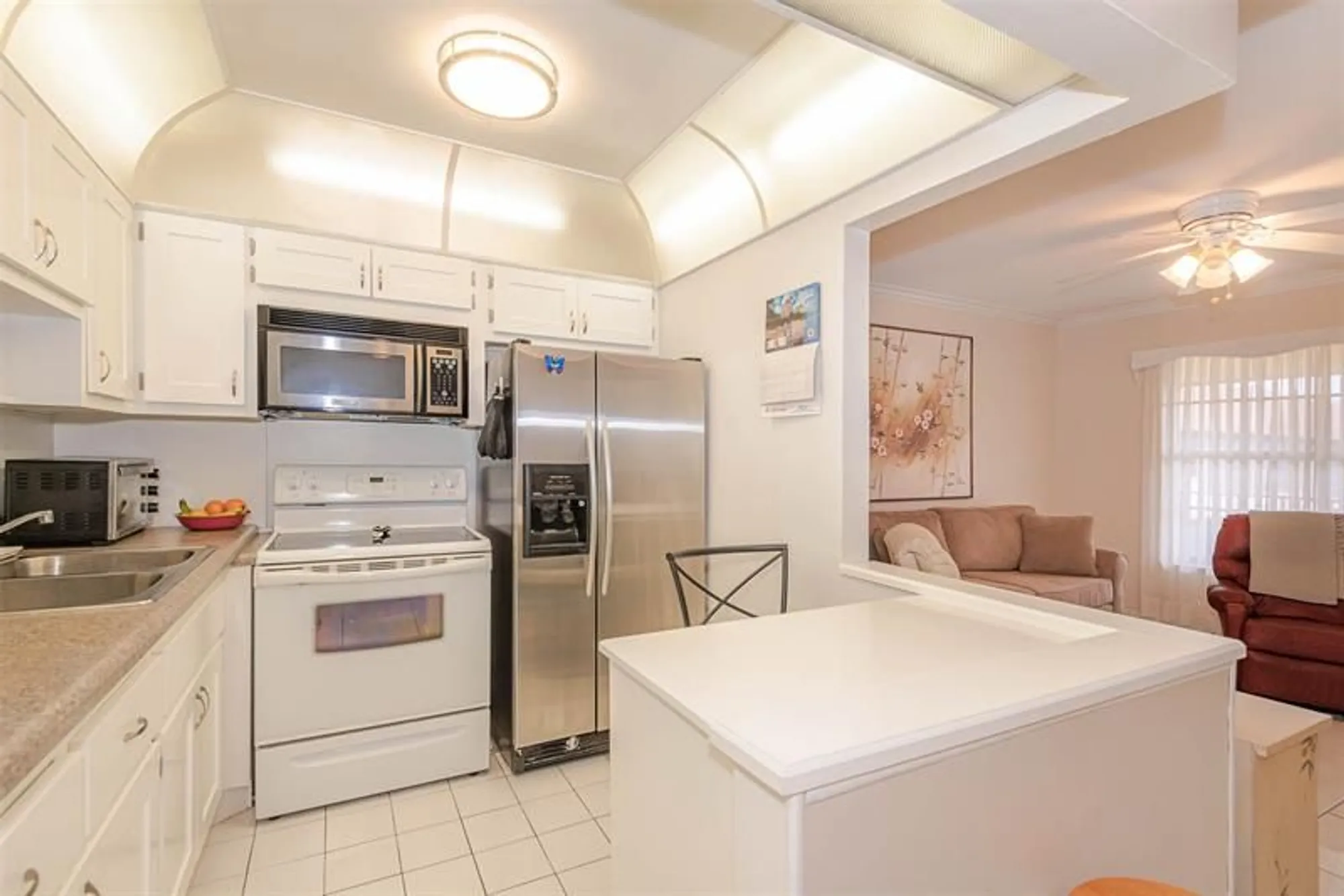 Property Slideshow image 10 of 36 | 3071 nw 47th ter 317, Lauderdale Lakes, FL, 33313