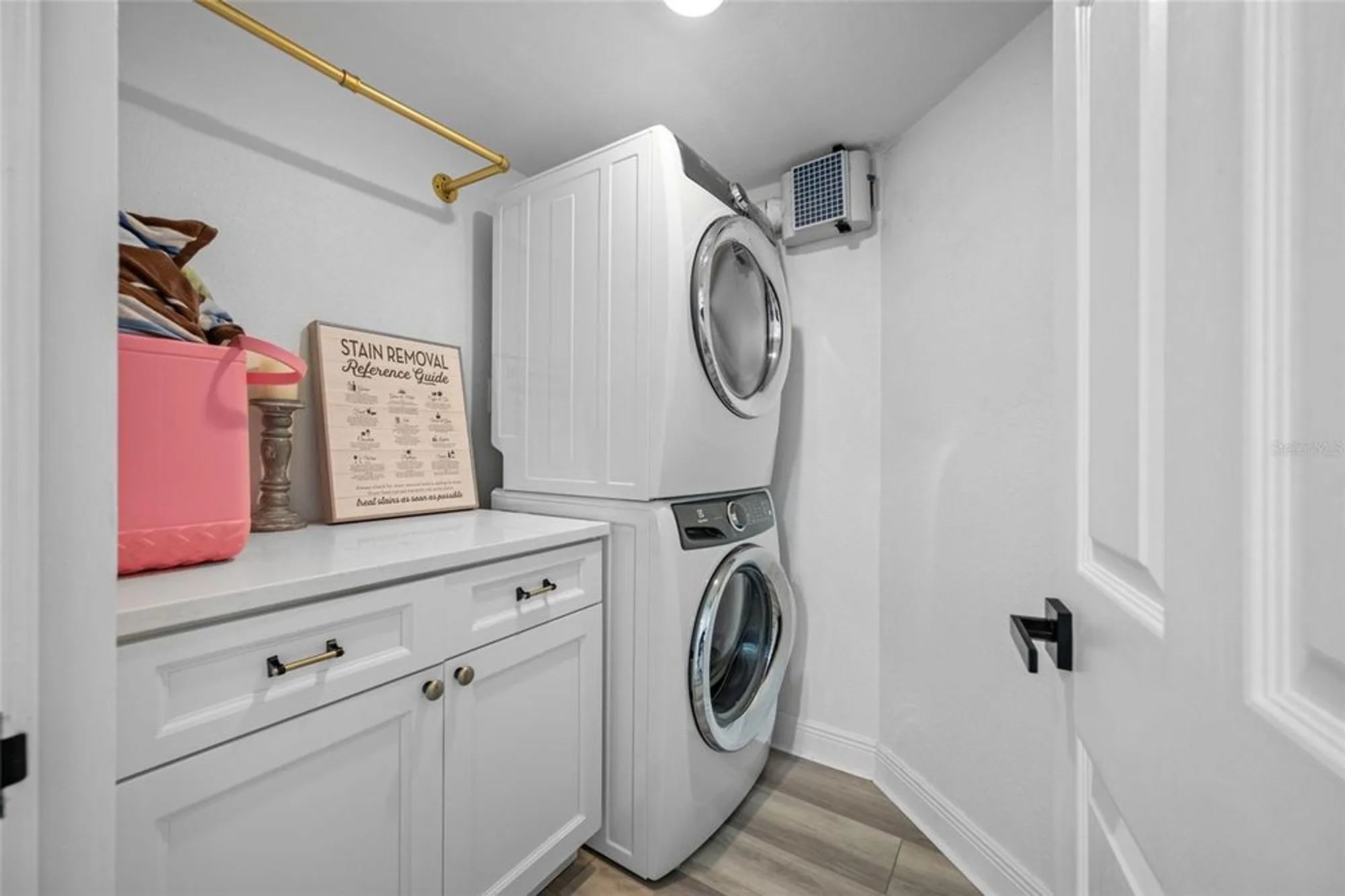 Property Slideshow image 13 of 54 | 6372 palma del mar blvd s apt 601, St Petersburg, FL, 33715