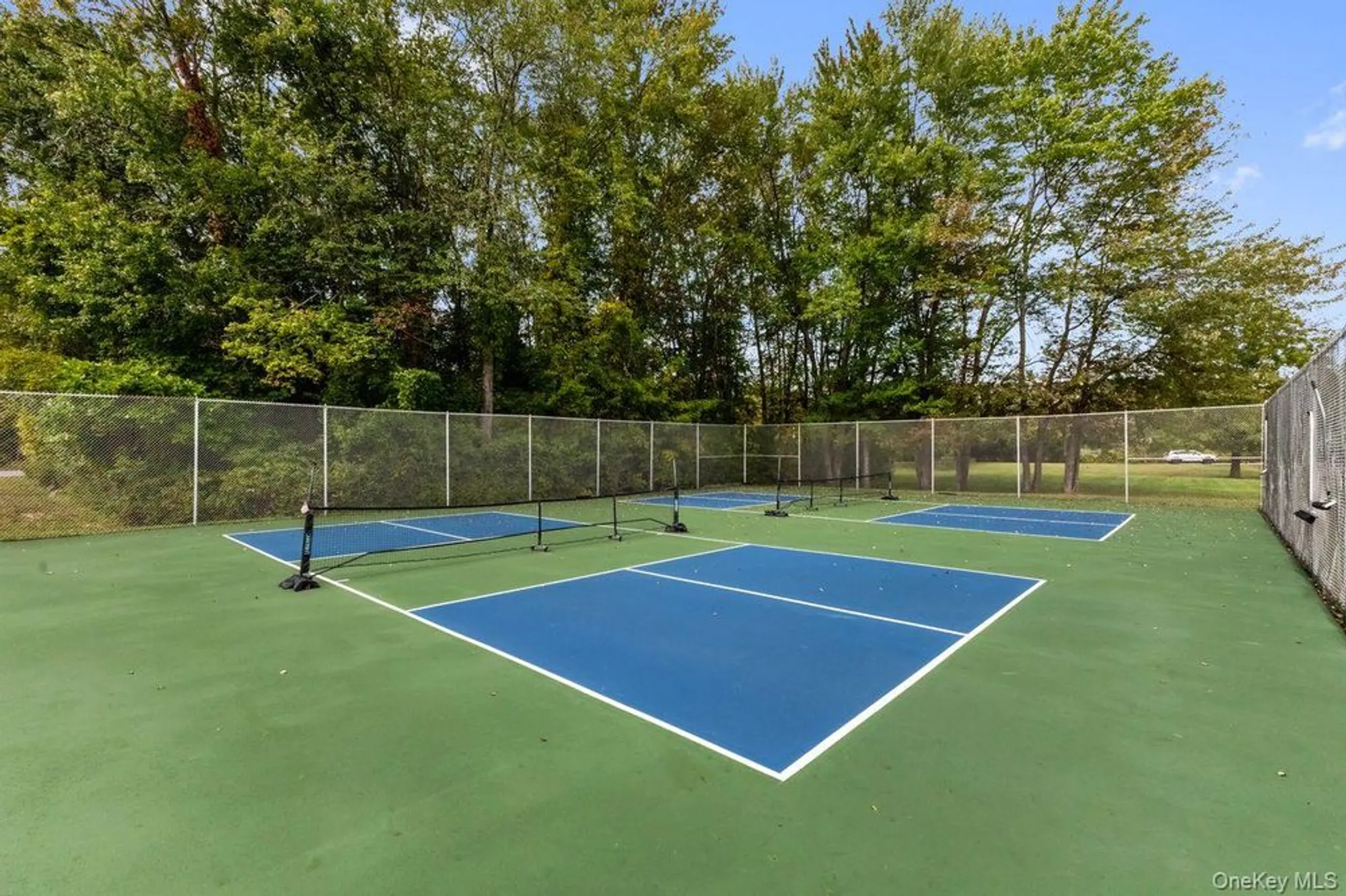 Property Slideshow image 34 of 35 | 141 flintlock way b, Yorktown Heights, NY, 10598