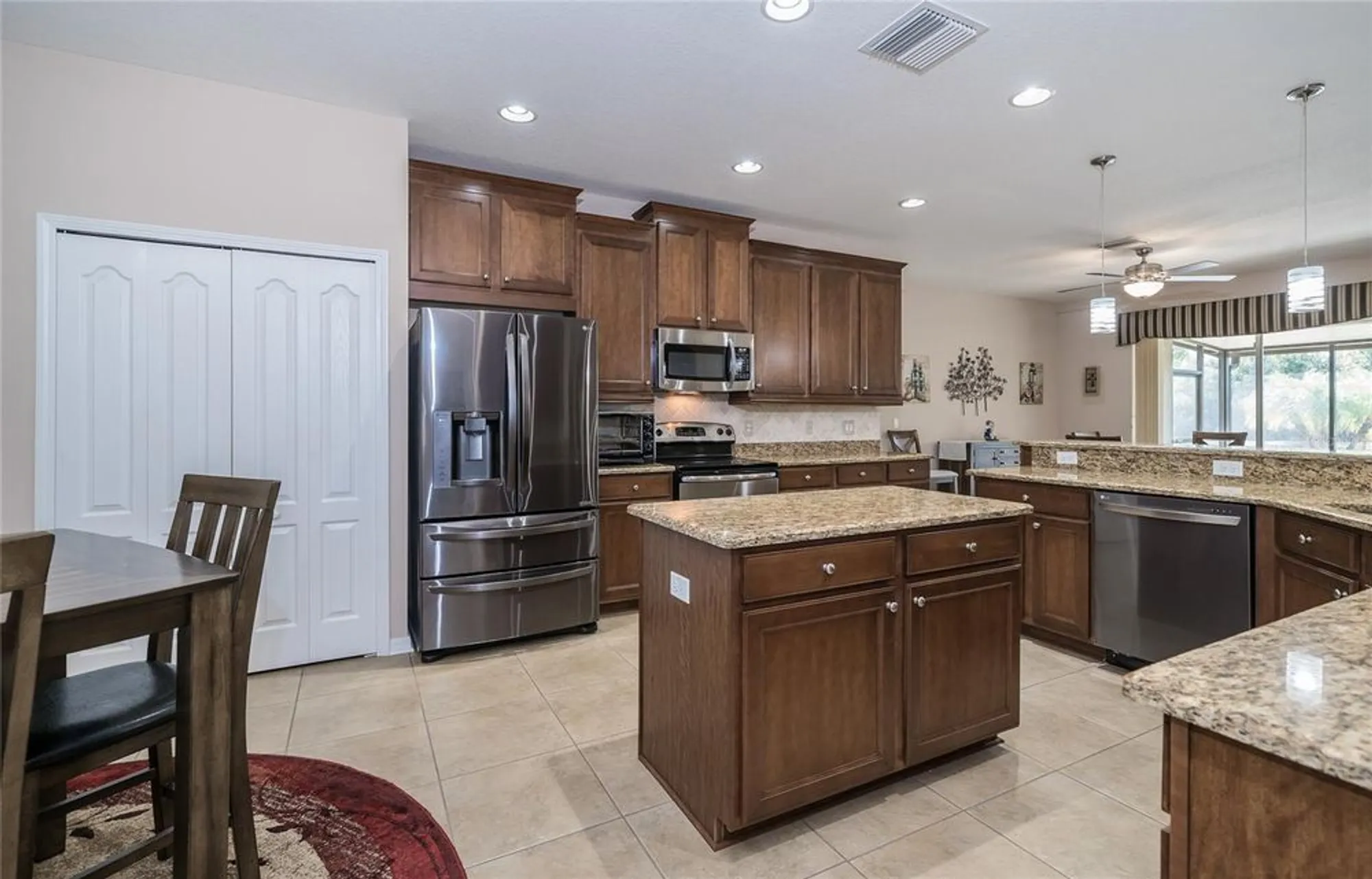 Property Slideshow image 5 of 73 | 29290 grass bunker dr, San Antonio, FL, 33576