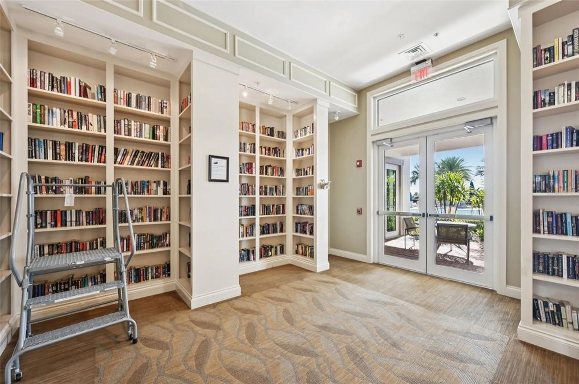 Property Slideshow image 37 of 51 | 19220 isadora st, Venice, FL, 34293