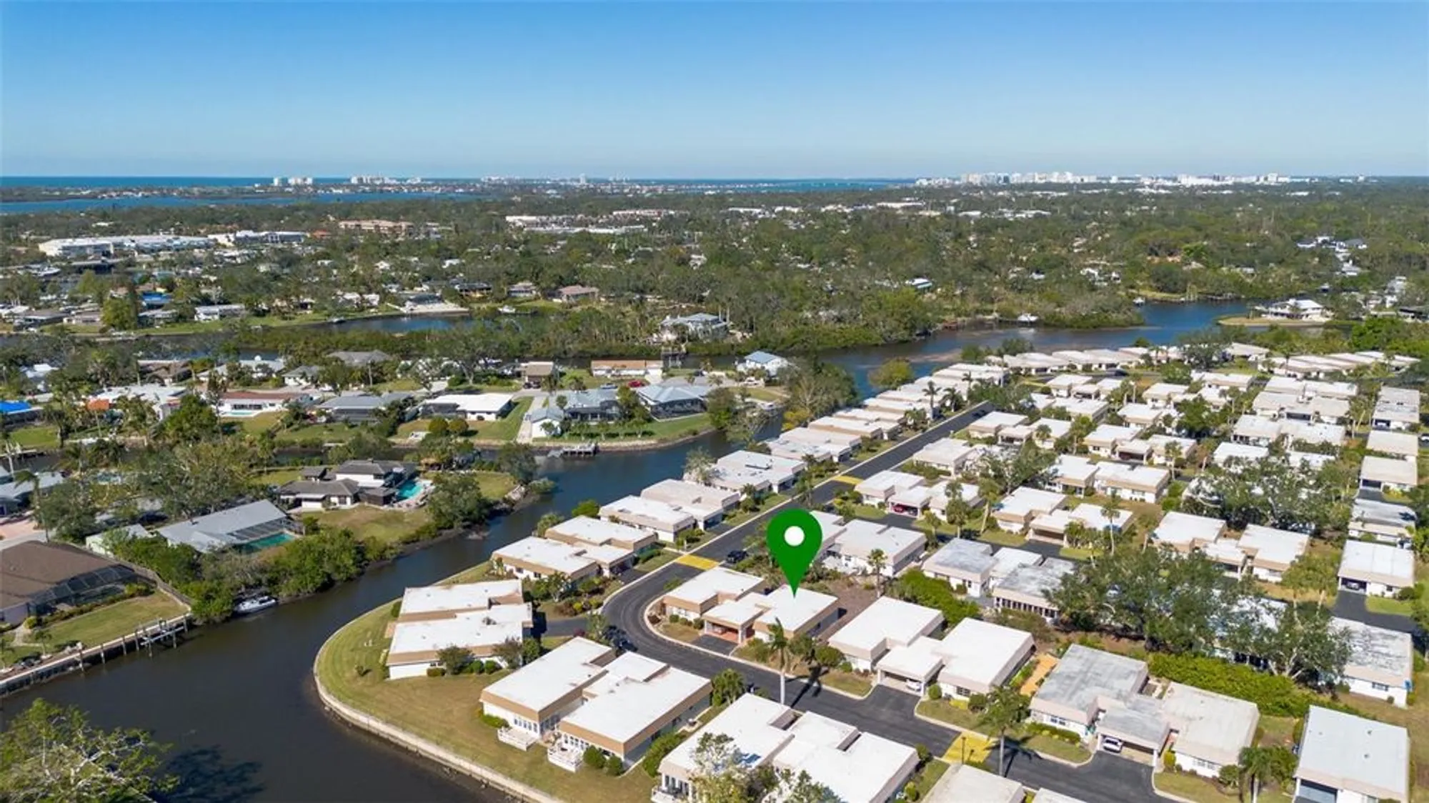 Property Slideshow image 5 of 30 | 2305 riverbluff pkwy # v256, Sarasota, FL, 34231