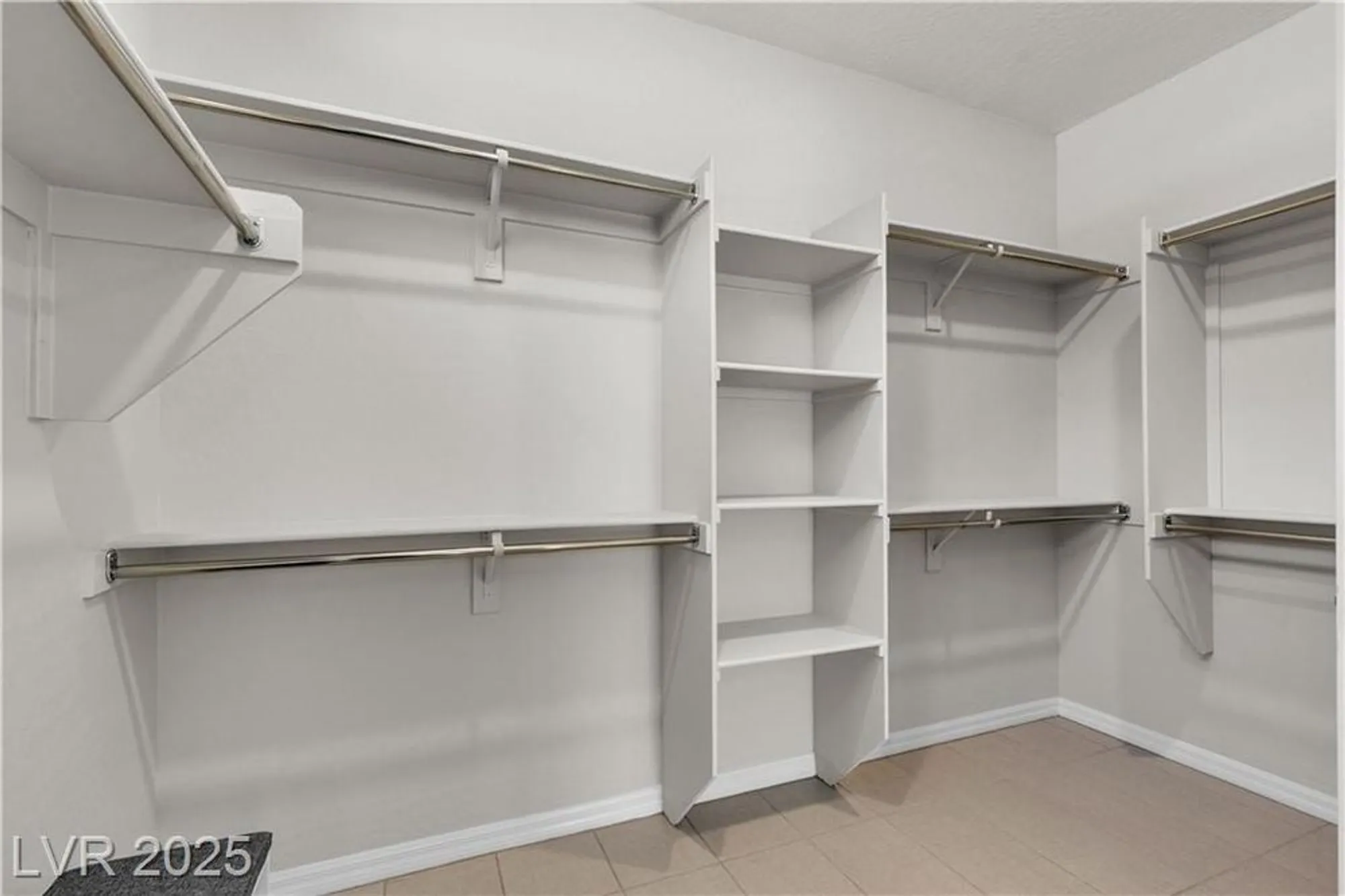 Property Slideshow image 38 of 76 | 11 acacia creek ct, Henderson, NV, 89011