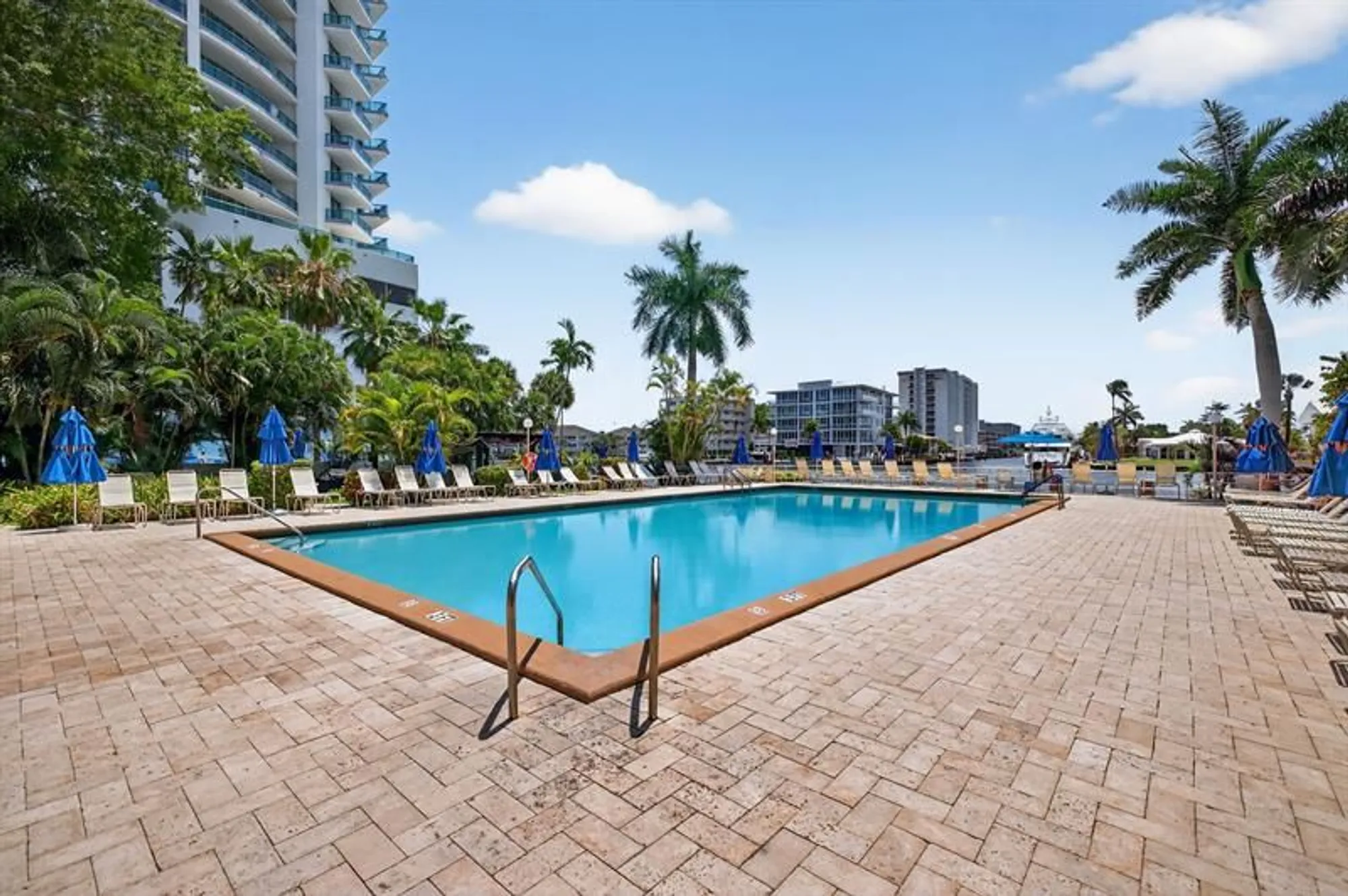 Property Slideshow image 32 of 35 | 3233 ne 34th st apt 814, Fort Lauderdale, FL, 33308