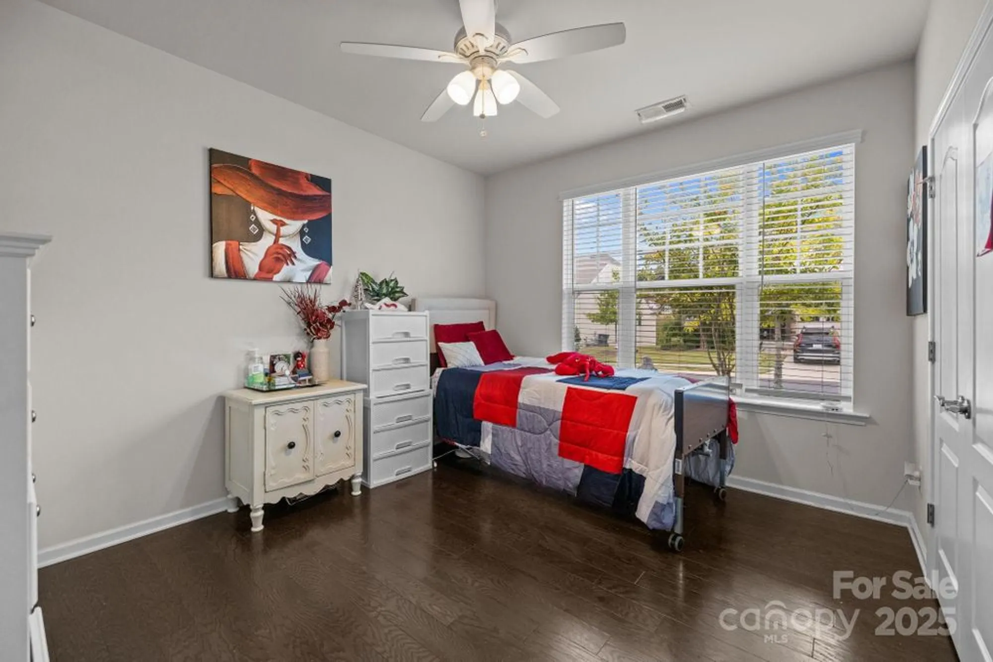 Property Slideshow image 18 of 25 | 16812 lookout landing ln, Charlotte, NC, 28278