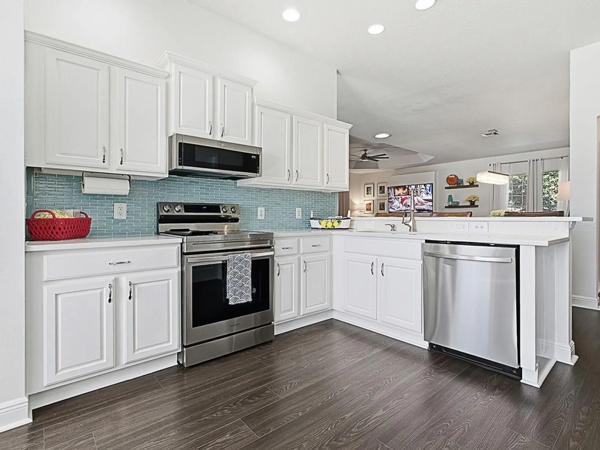 Property Slideshow image 12 of 69 | 1903 ibarra pl, The Villages, FL, 32159