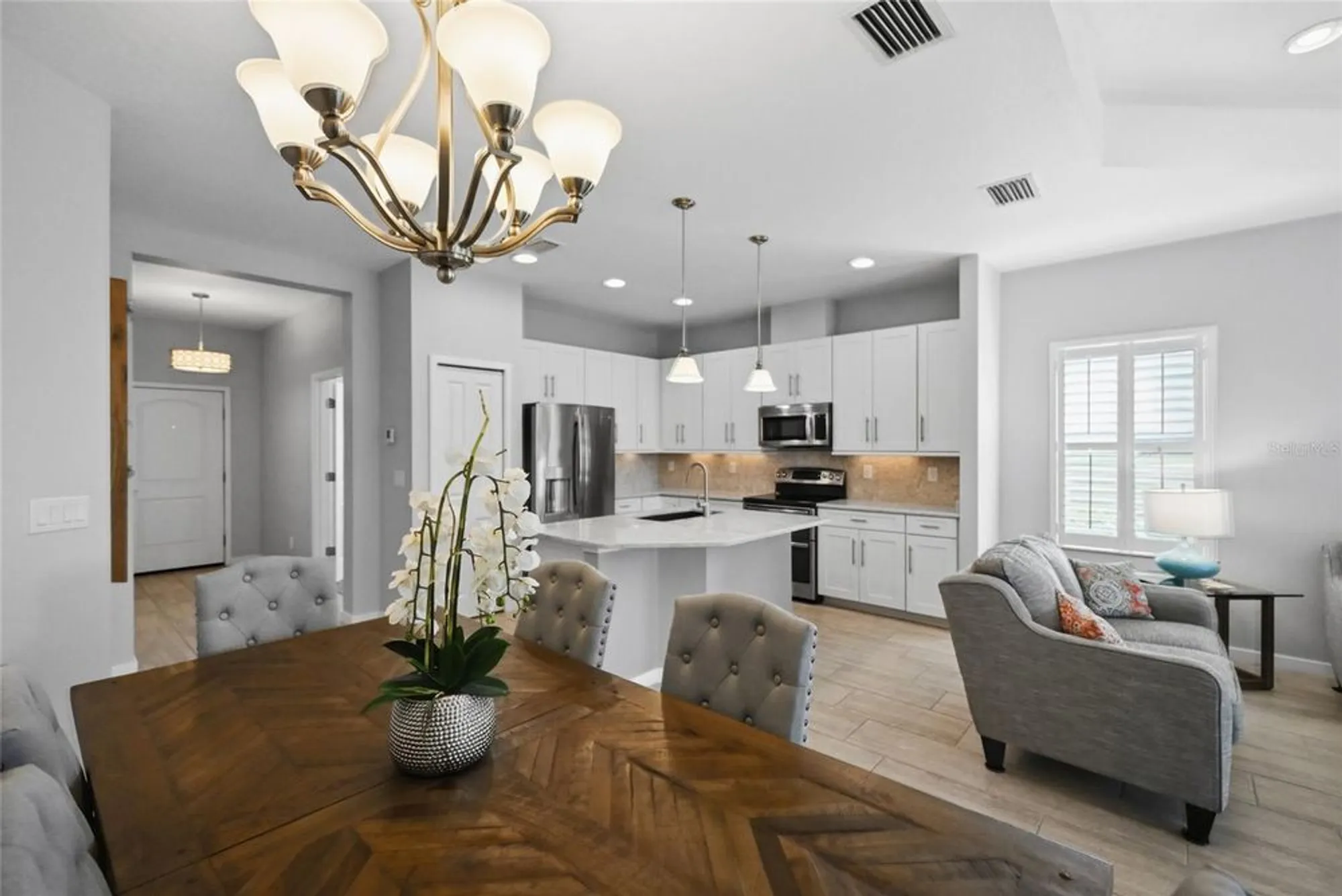 Property Slideshow image 21 of 50 | 7105 vista bella dr, Bradenton, FL, 34209