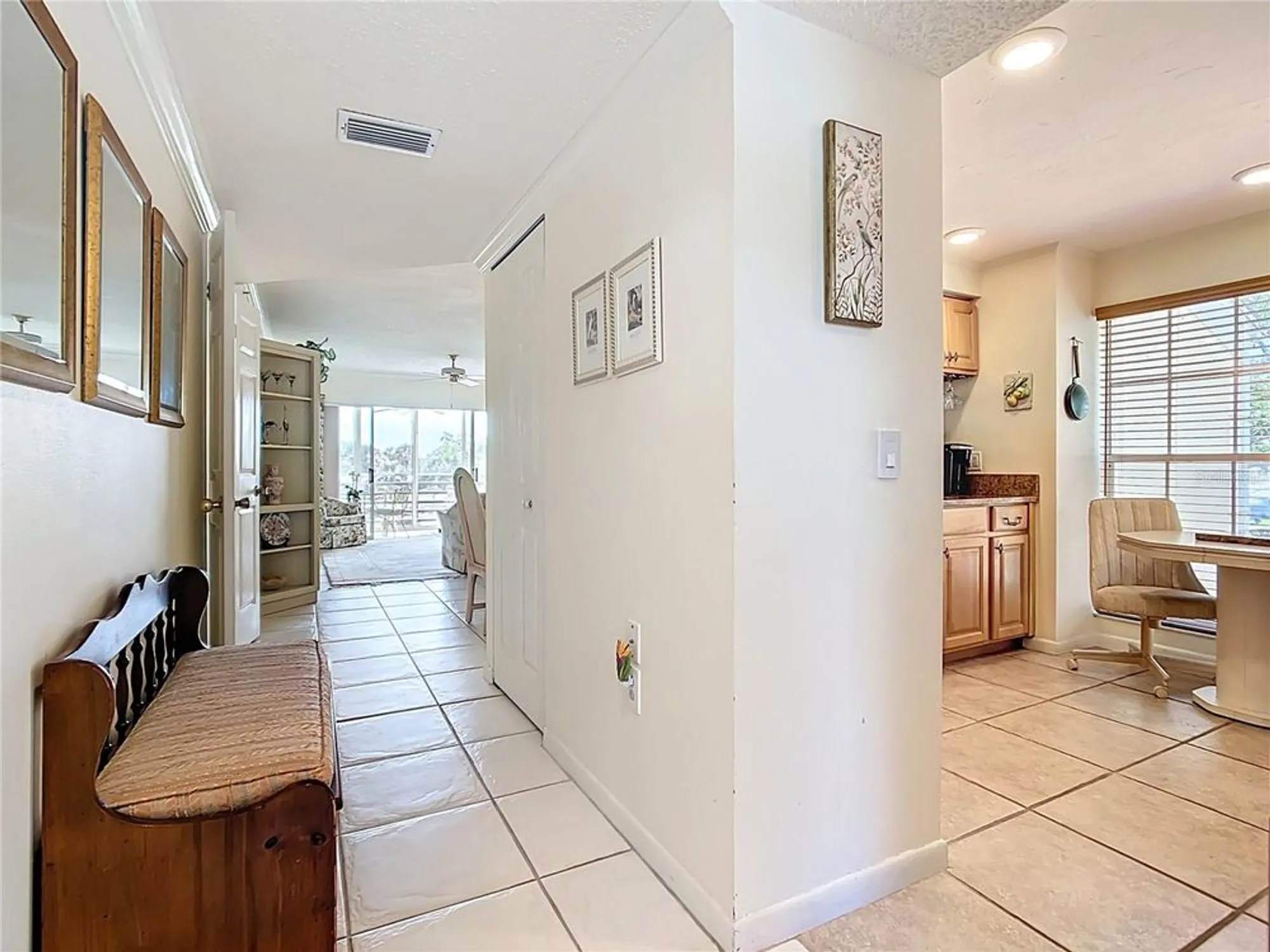 Property Slideshow image 15 of 58 | 839 wexford blvd # 839, Venice, FL, 34293